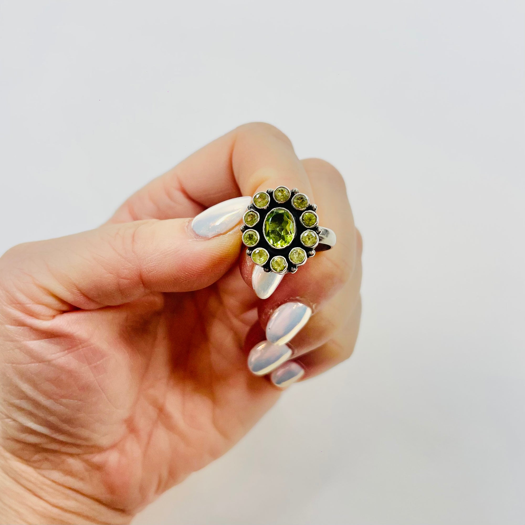 ANTIQUE SILVER PERIDOT HALO RING