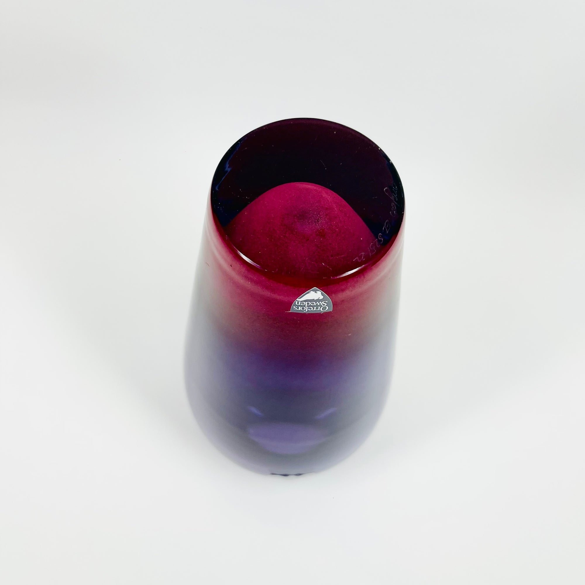 1990s HAZE PURPLE PINK SOMMERSO GLASS VASE BY ERICA LAGERBIELKE FOR KOSTA BODA