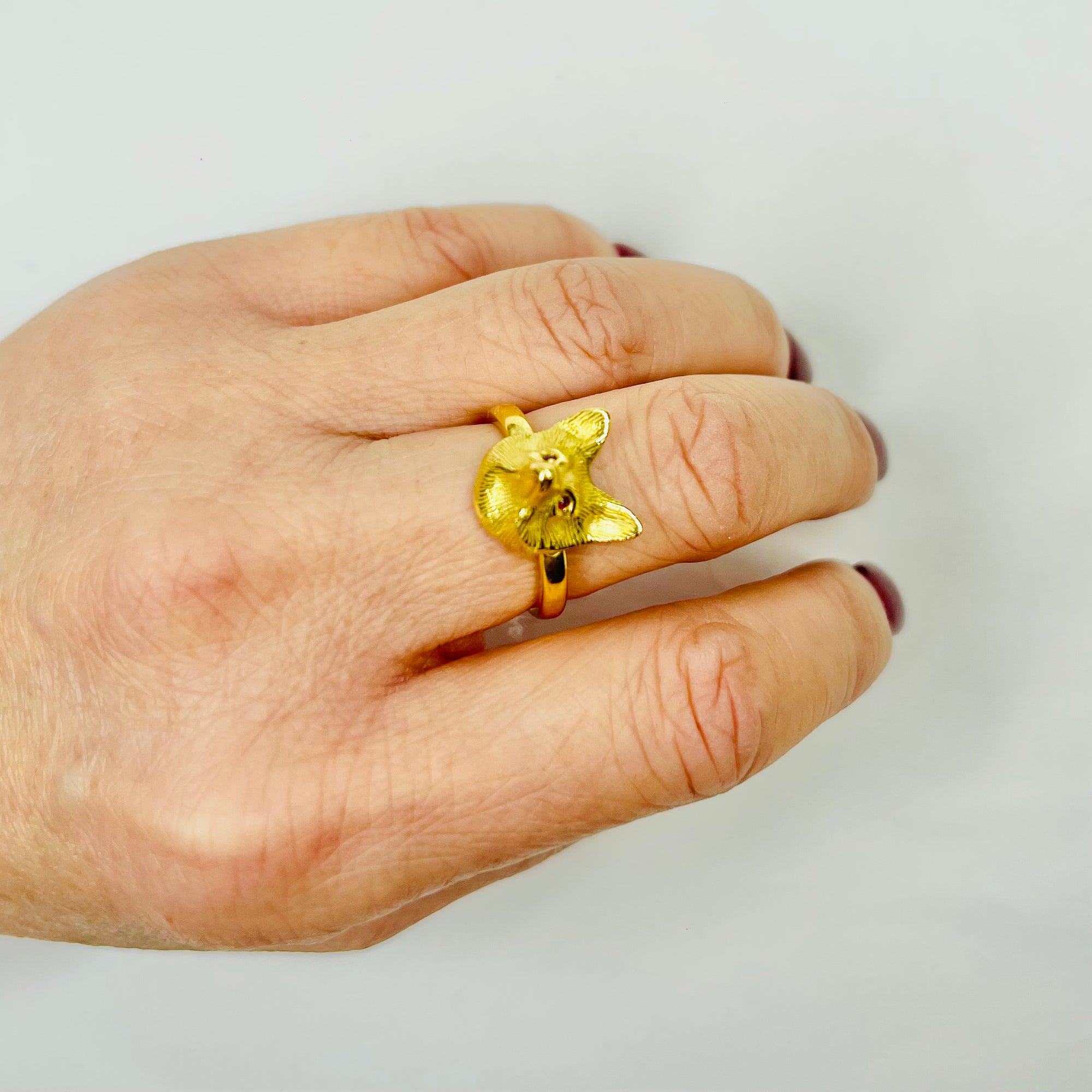 ANTIQUE VICTORIAN 15K GOLD FOX RING