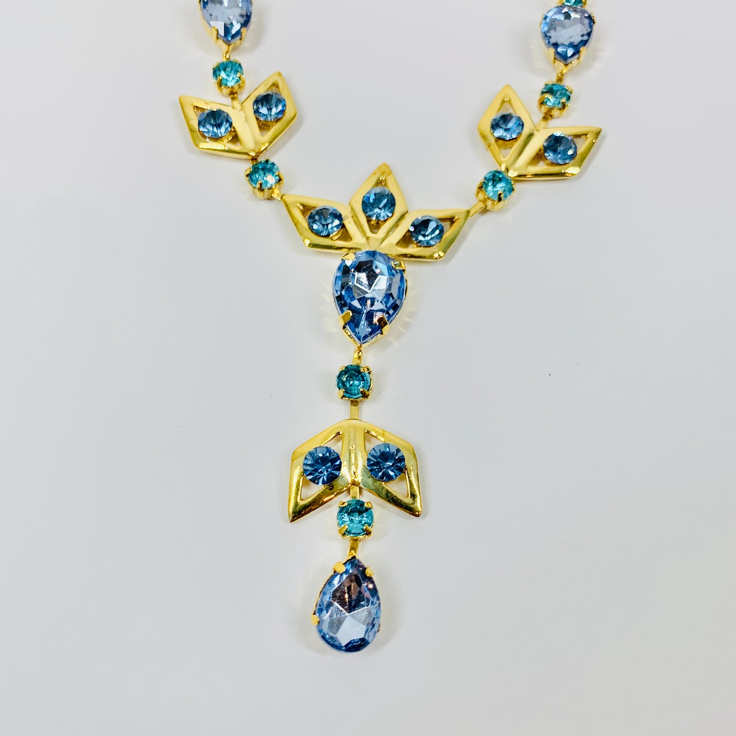 BLUE PASTES FESTOON NECKLACE