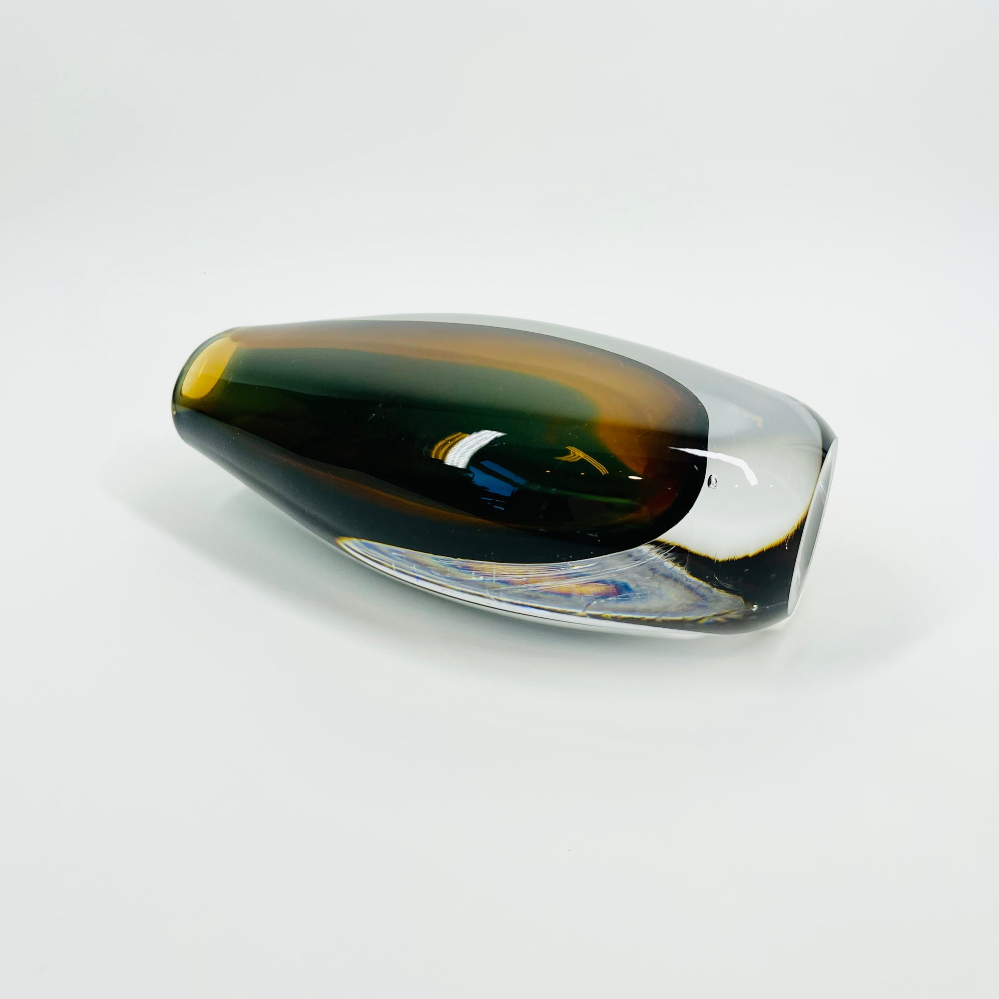 1950s HARLEQUIN SOMMERSO GLASS POSY VASE BY VICKE LINDSTRAND FOR KOSTA BODA
