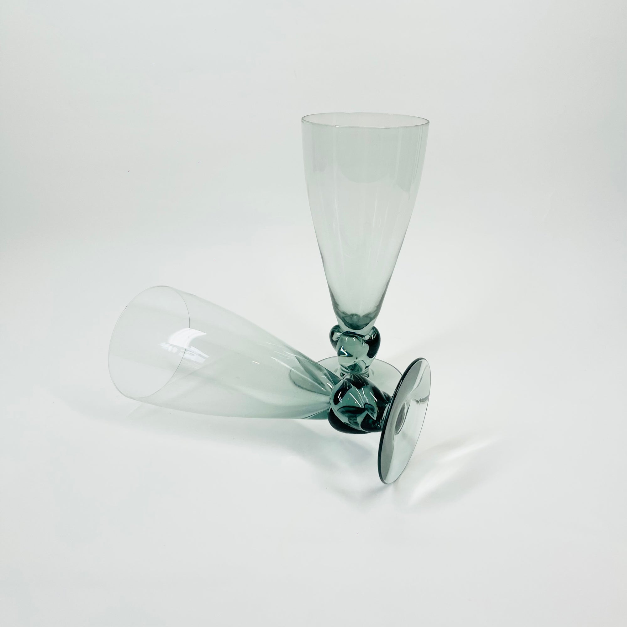 MIDCENTURY GREY GLASS CHAMPAGNE FLUTES