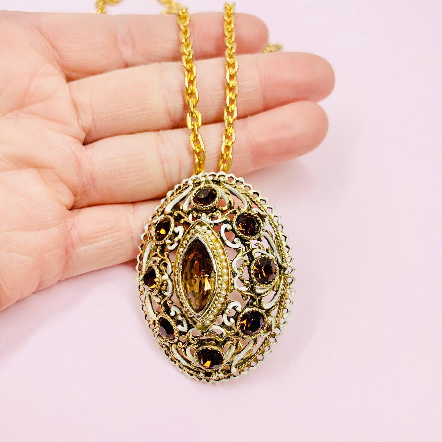 AVON FILIGREE BROOCH/PENDANT