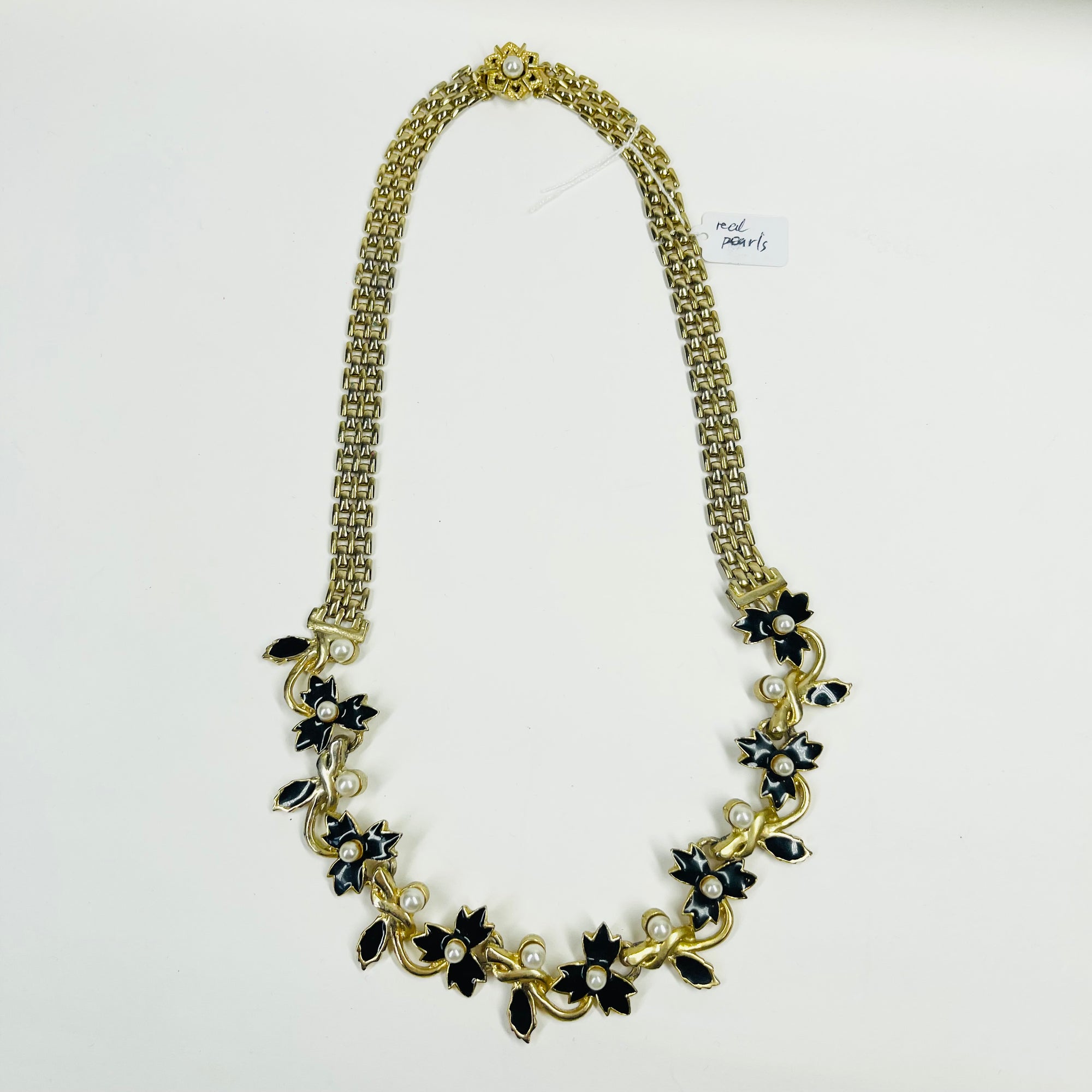 1960s PEARL BLACK ENAMEL STATEMENT NECKLACE WITH PANTHERE LINKS