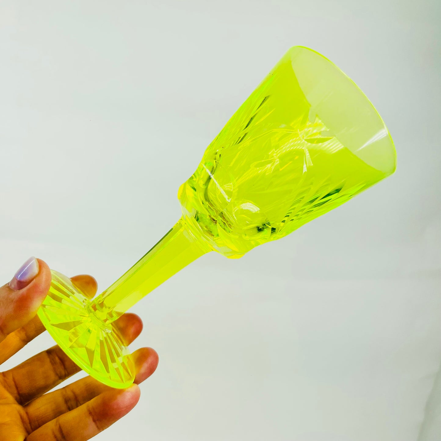 URANIUM GLASSES