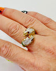 1950s 14K YELLOW GOLD DIAMOND EMERALD DOUBLE PANTHER HEADS RING WITH RUBY EYES
