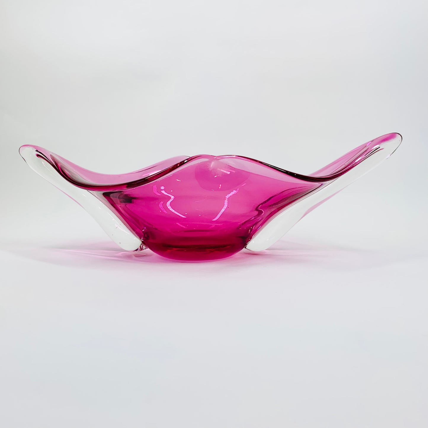 MCM MURANO PINK LIP BOWL