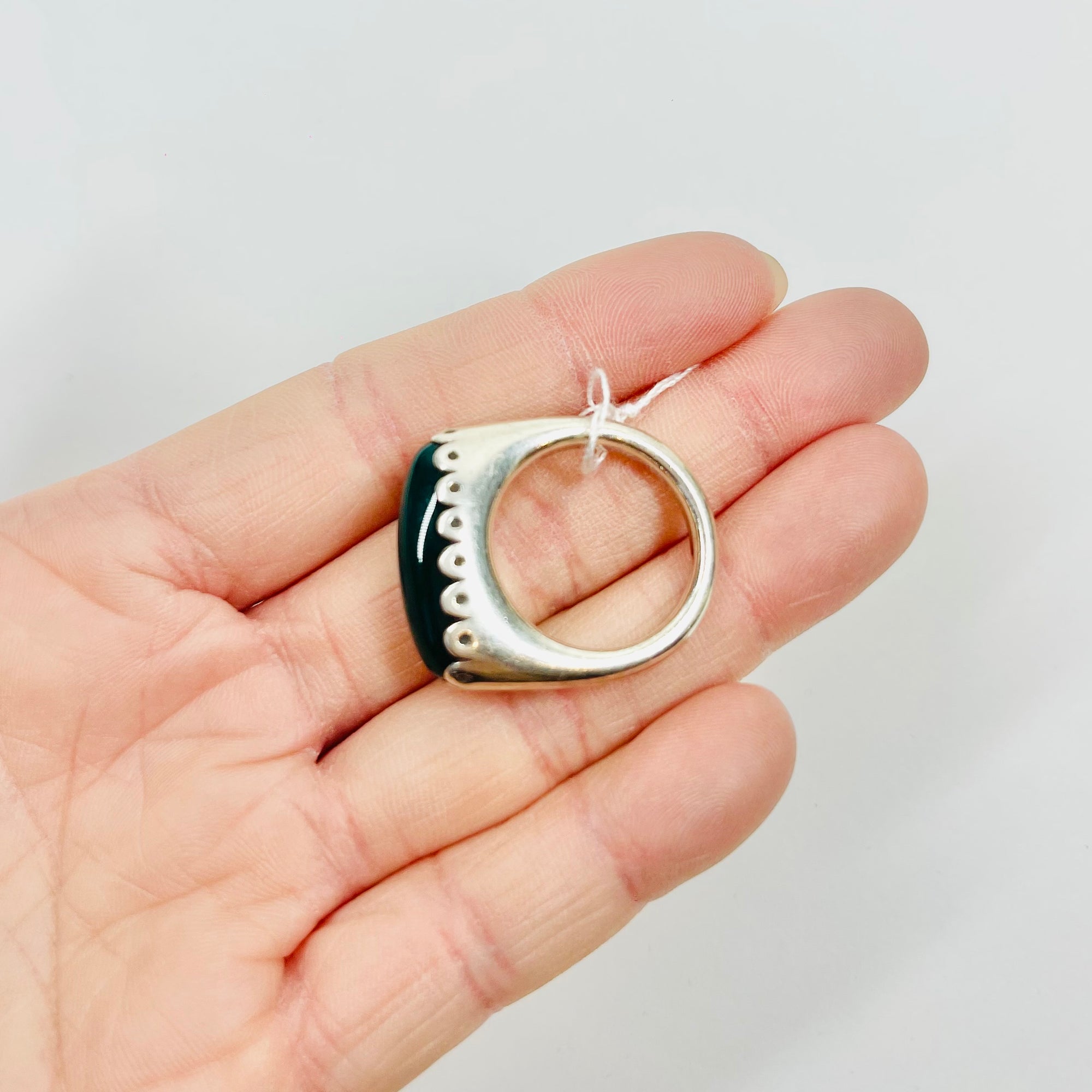 1960s DANISH BRUTALIST EMERALD GREEN GLASS SILVER RING