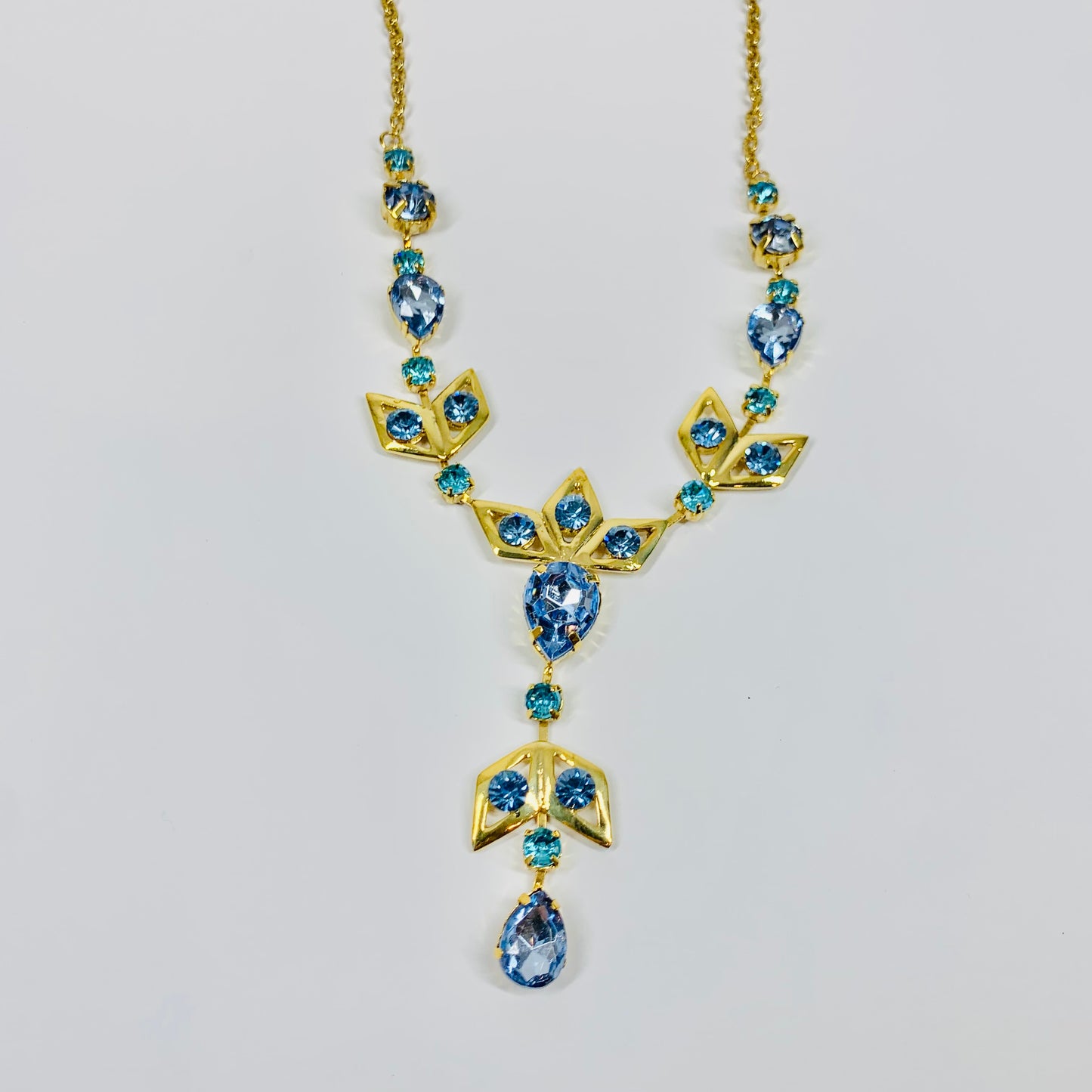 BLUE PASTES FESTOON NECKLACE