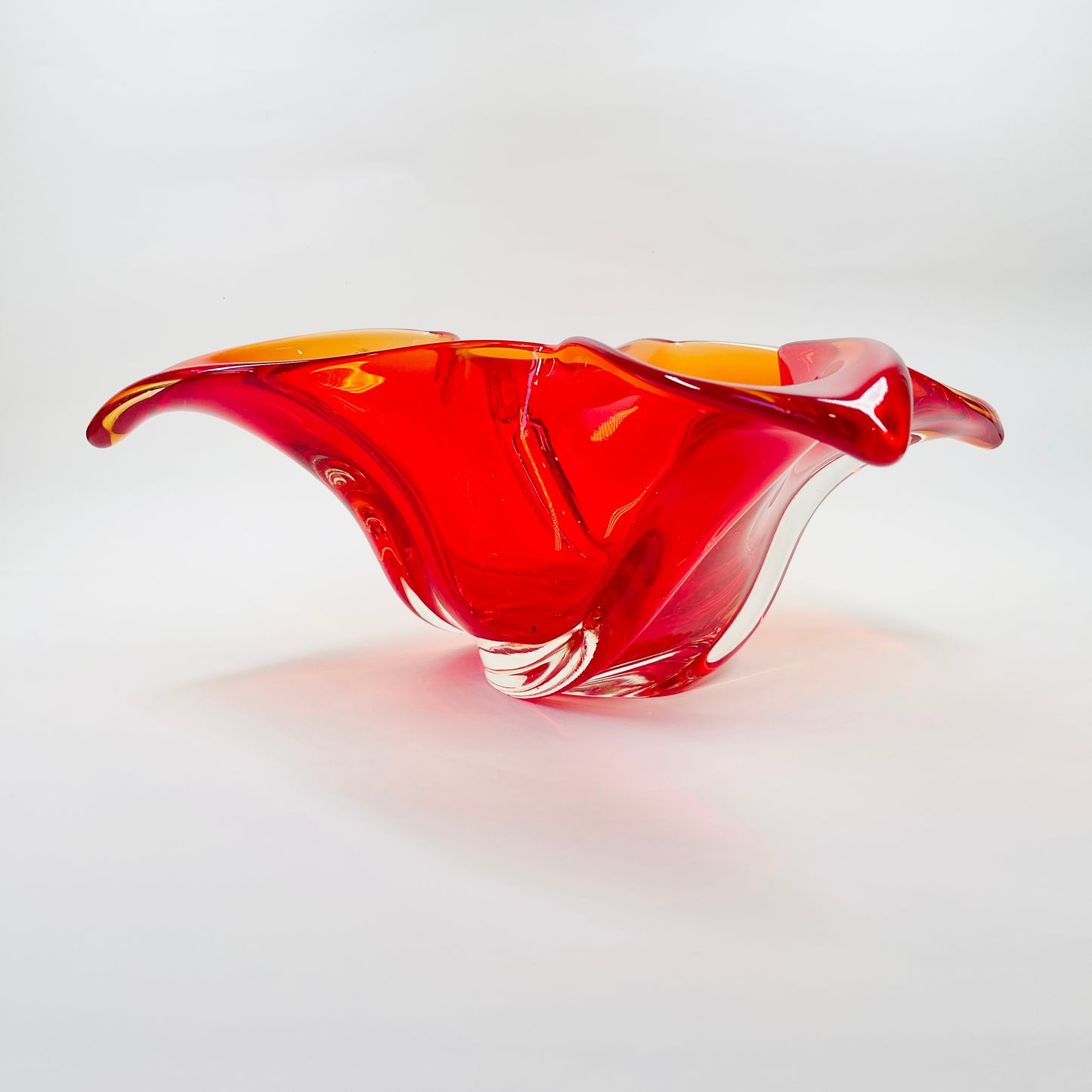 1970s JAPANESE RED ORANGE OMBRE GLASS BOWL