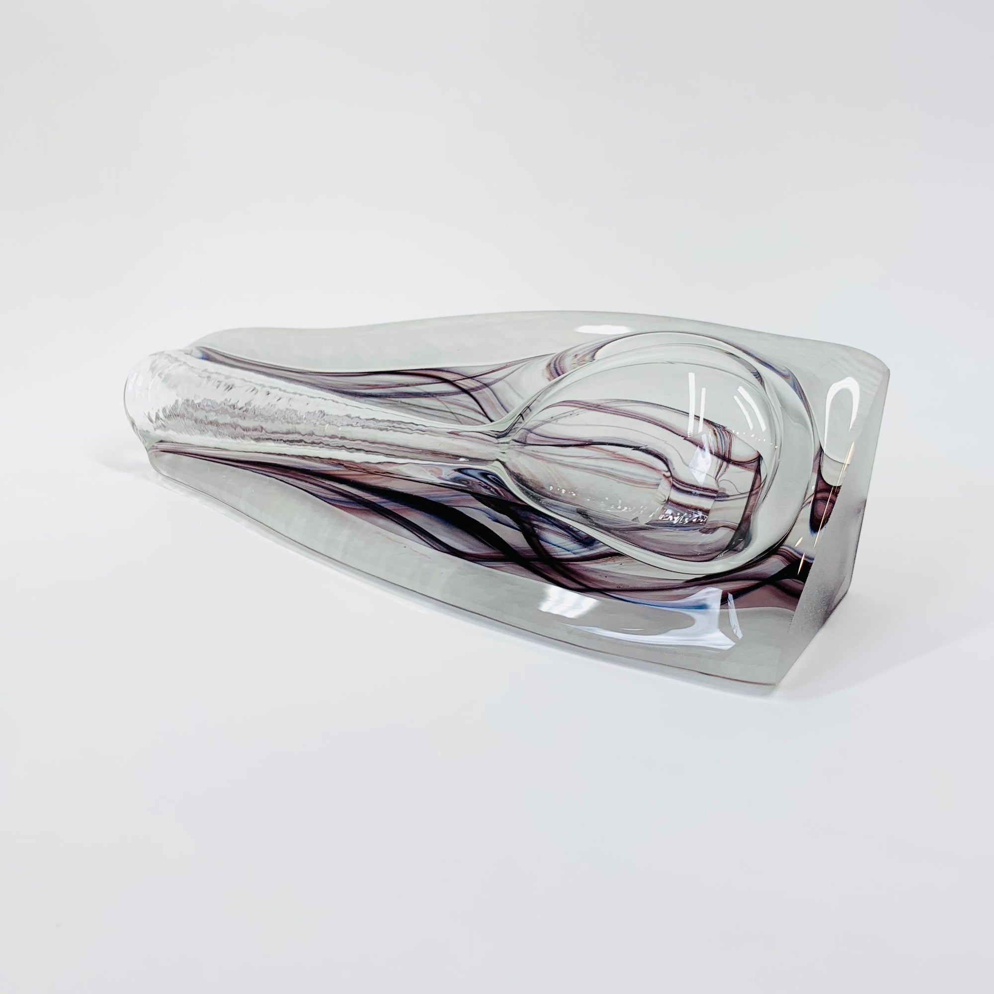 PURPLE ART GLASS BOOKEND VASES