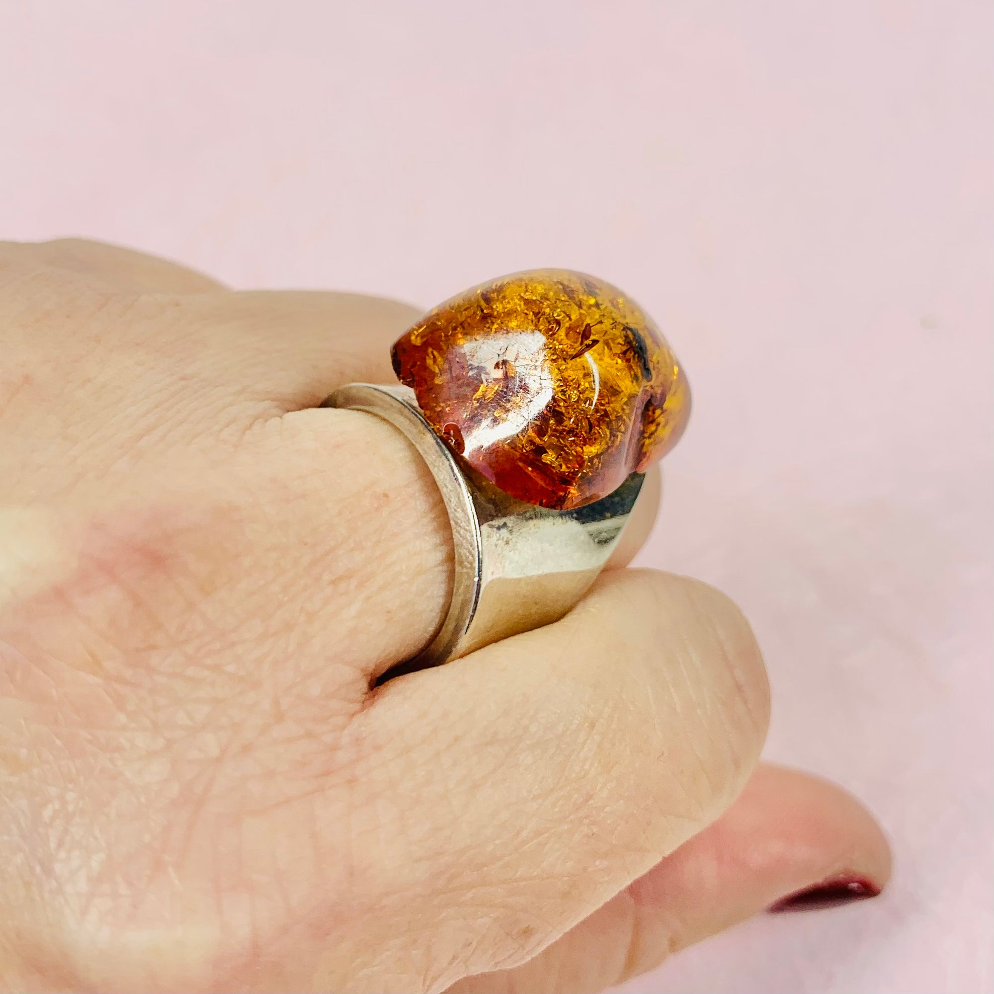 1960s MODERNIST SILVER AMBER CABOCHON RING