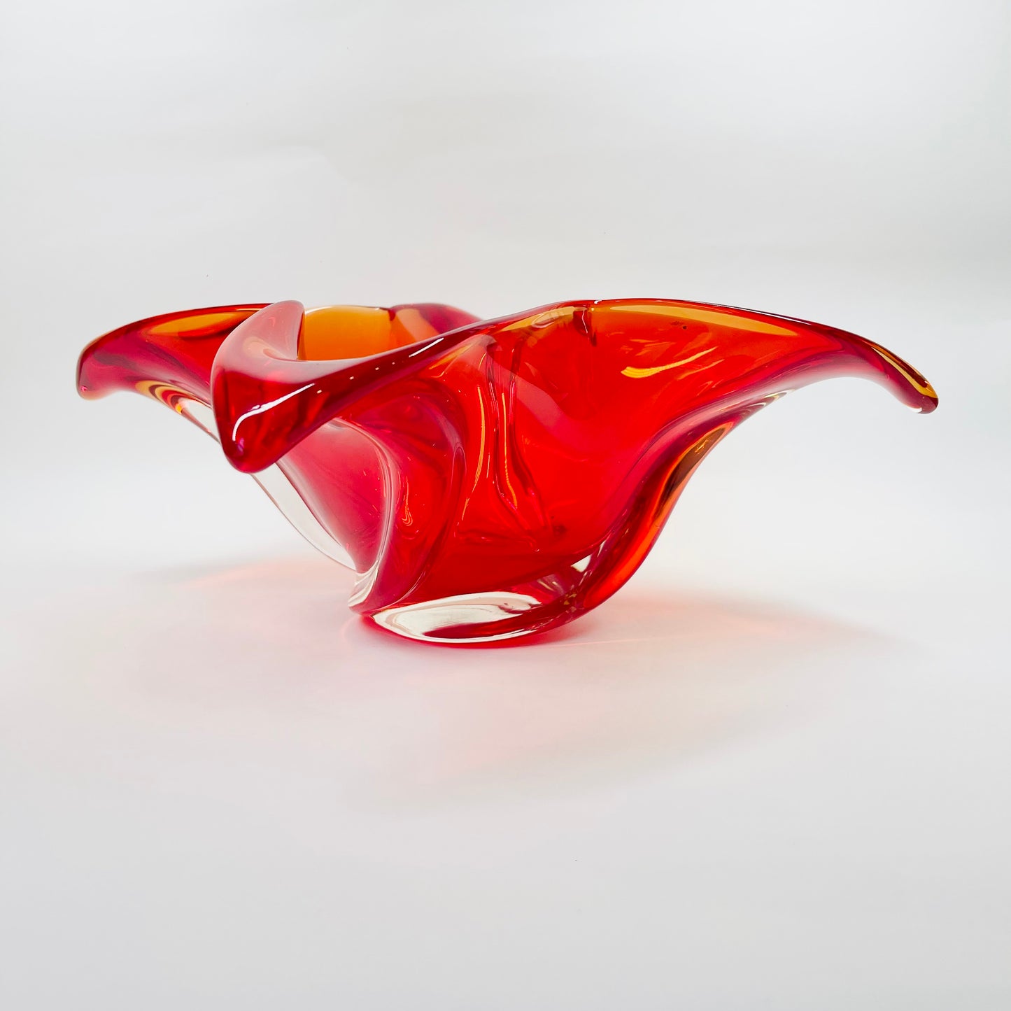 1970s JAPANESE RED ORANGE OMBRE GLASS BOWL