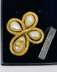 1994 CHANEL CC LOGO MARK PEARL CROSS BROOCH