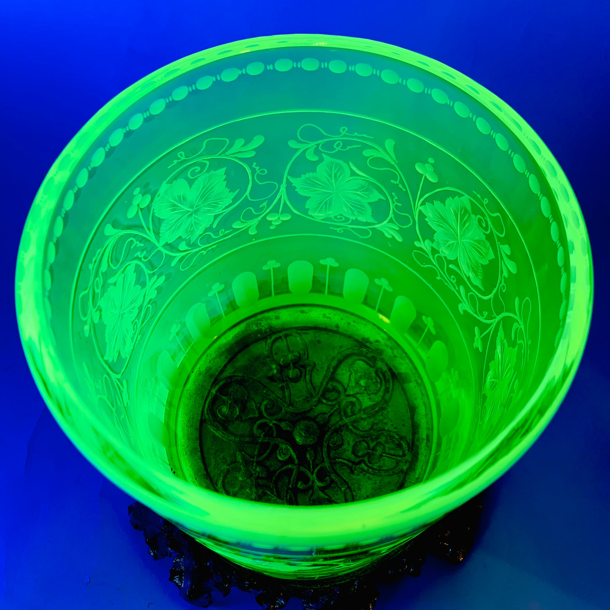 ETCHED URANIUM GLASS VASE