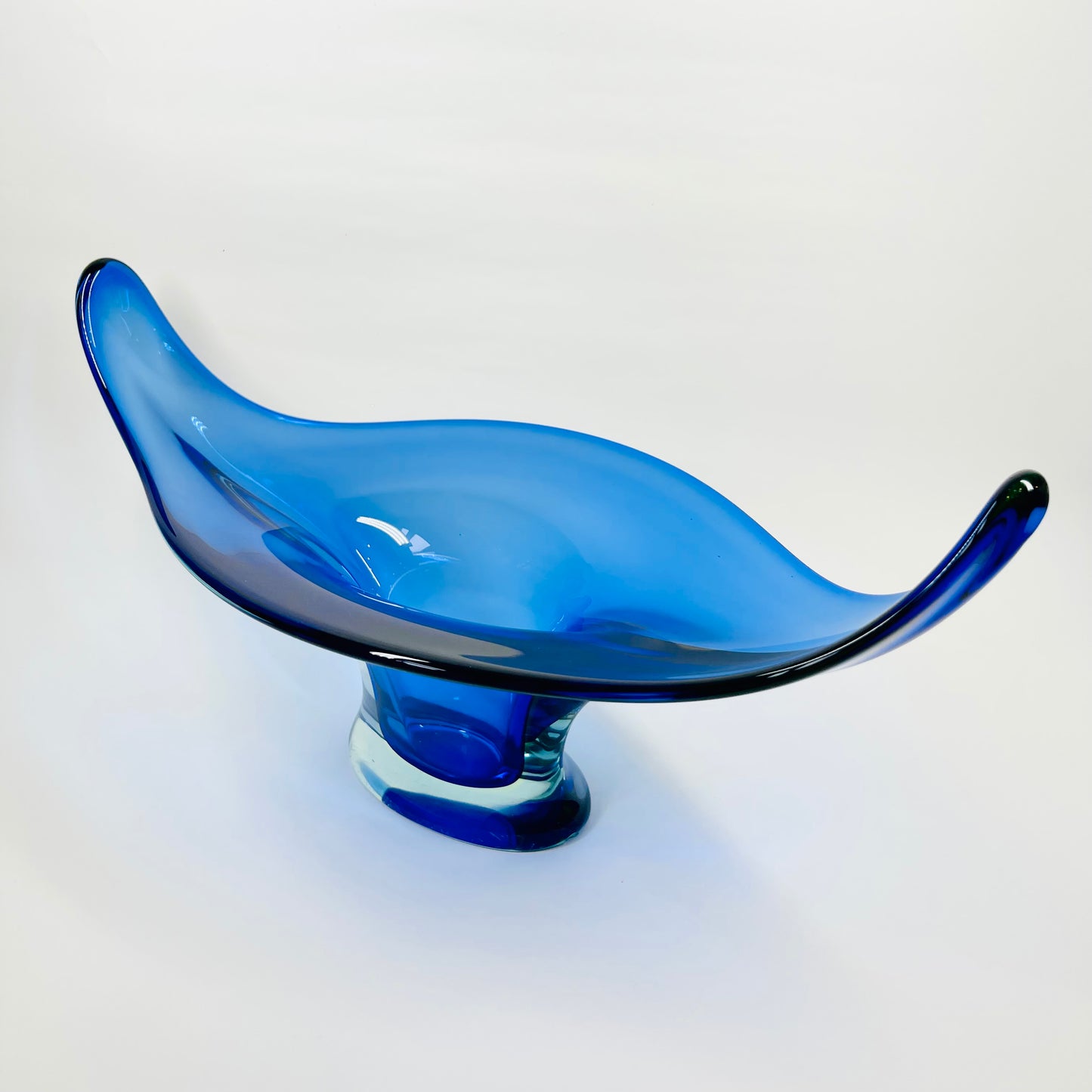 X-LARGE 1940s URANIUM MURANO BLUE SOMMERSO GLASS BOWL
