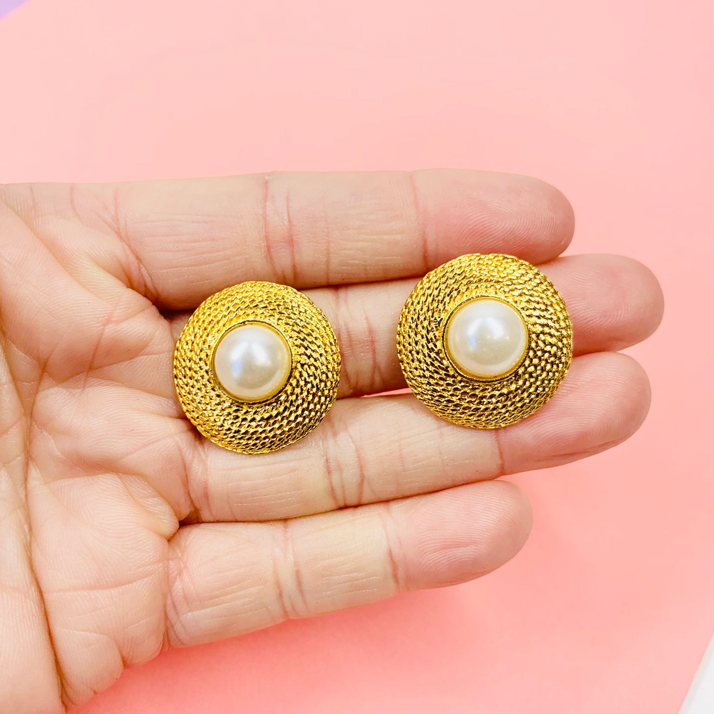 FILIGREE PEARL BUTTON EARRINGS