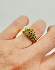 1970s 18k YELLOW GOLD BLUE SAPPHIRE LEOPARD RING