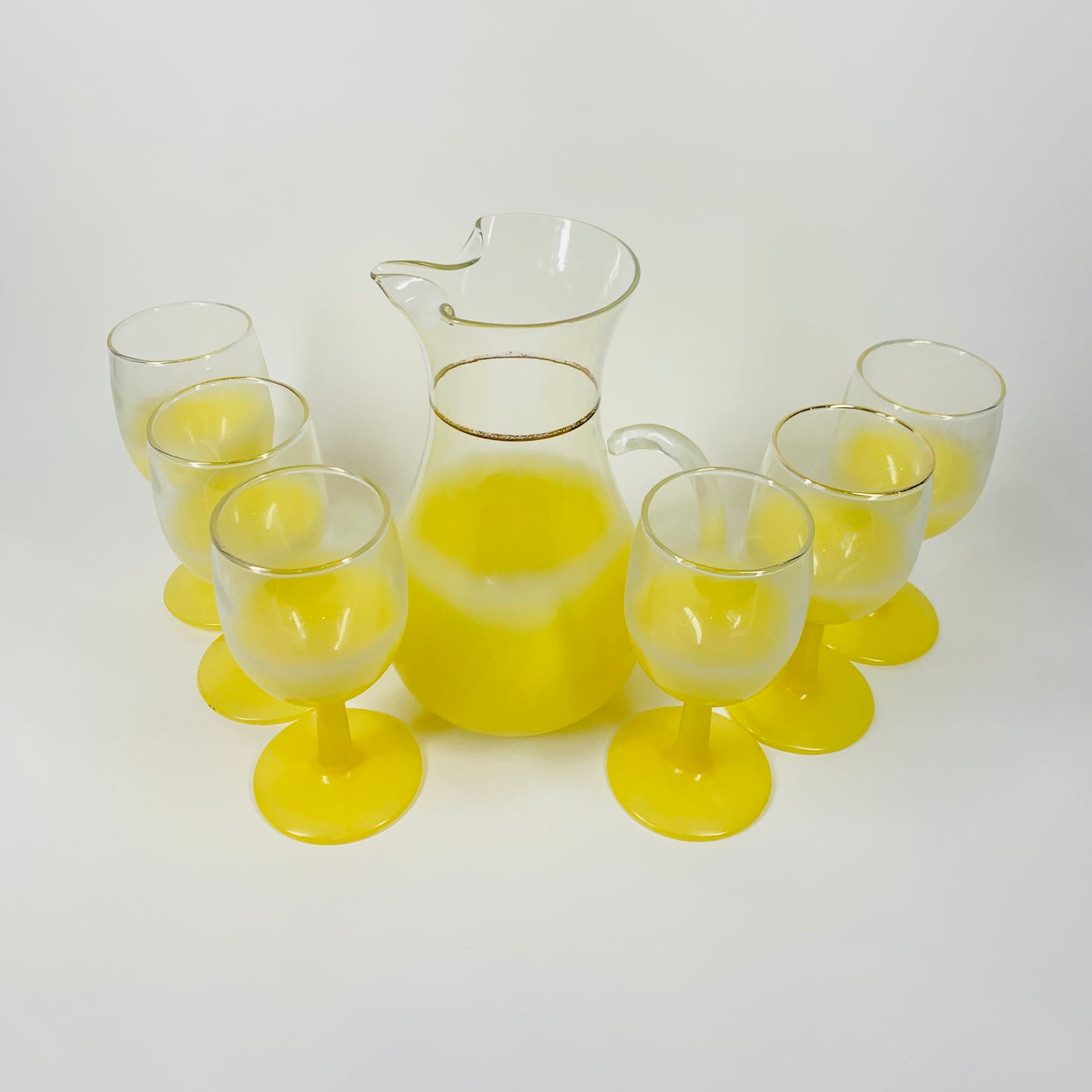 LAMINATED YELLOW JUG SET