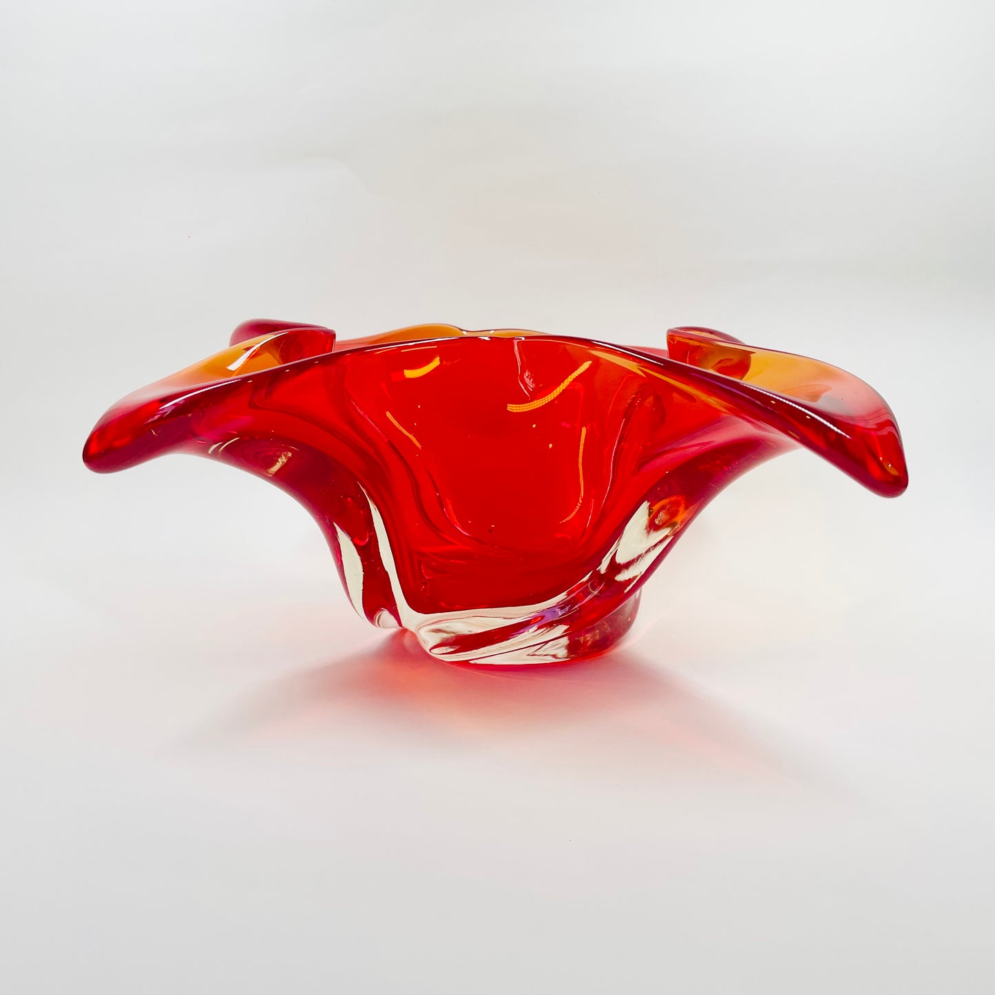 1970s JAPANESE RED ORANGE OMBRE GLASS BOWL