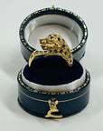 1970s 18k YELLOW GOLD BLUE SAPPHIRE LEOPARD RING