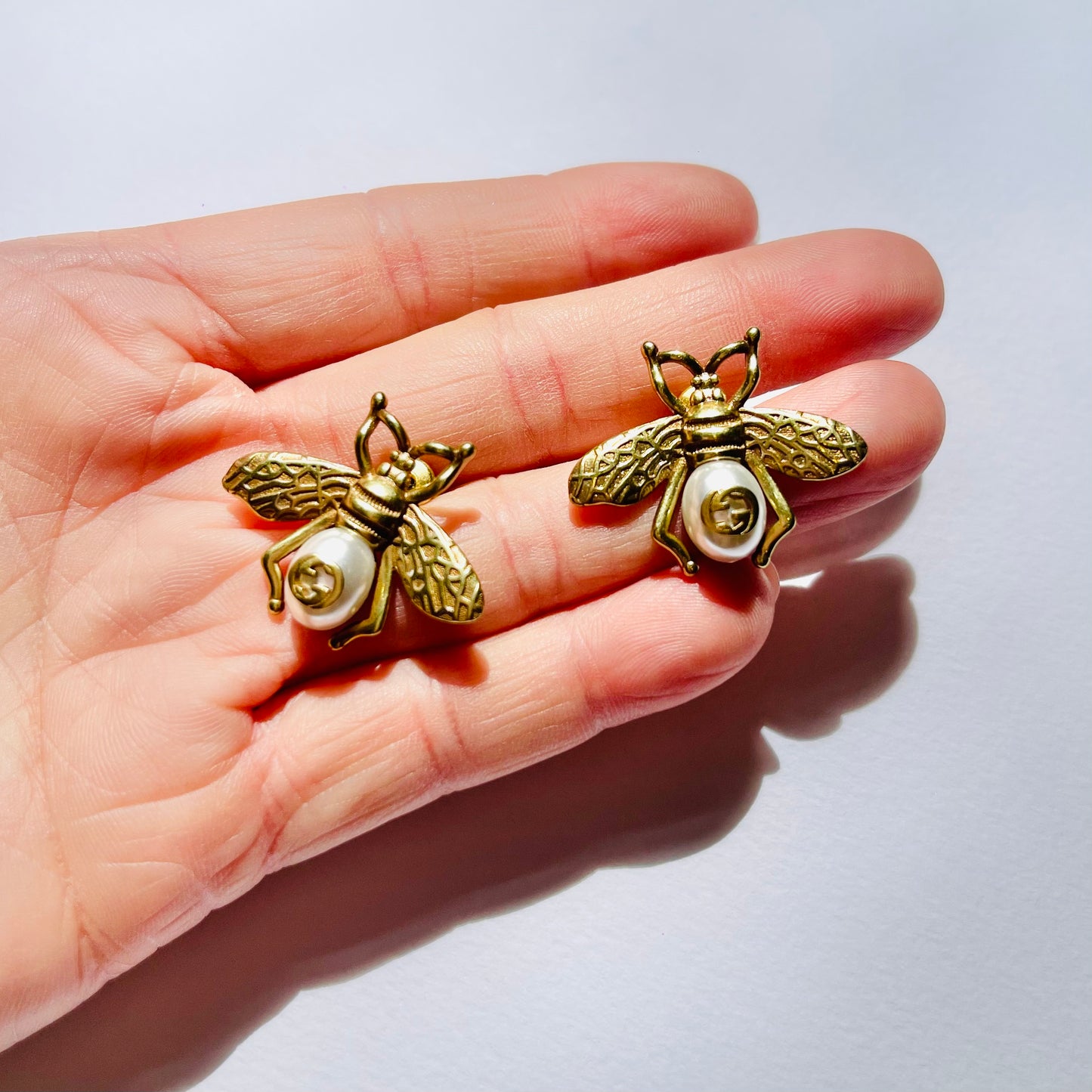VINTAGE GUCCI PEARL BEE COSTUME EARRINGS