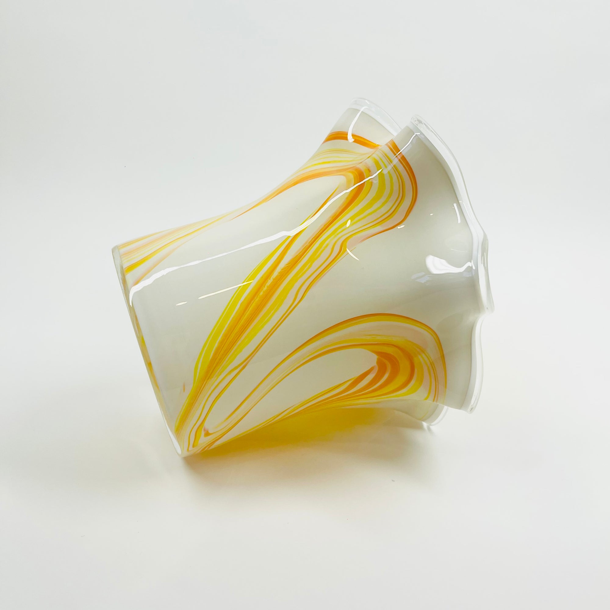 1970s ITALIAN CASED WHITE GLASS ORANGE SWIRLS RUFFLE RIM VASE