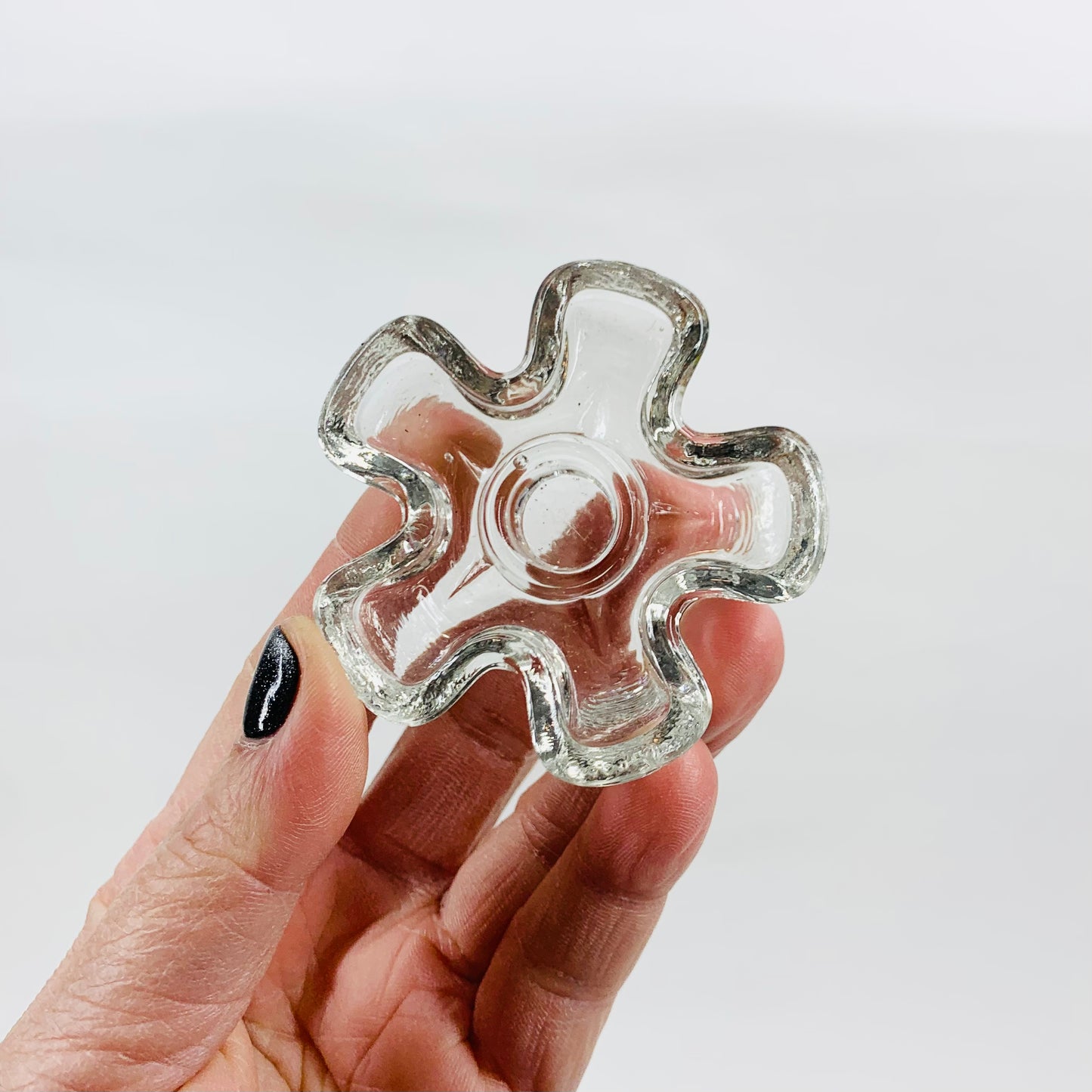 SEABRUK FLOWER CANDLE HOLDER