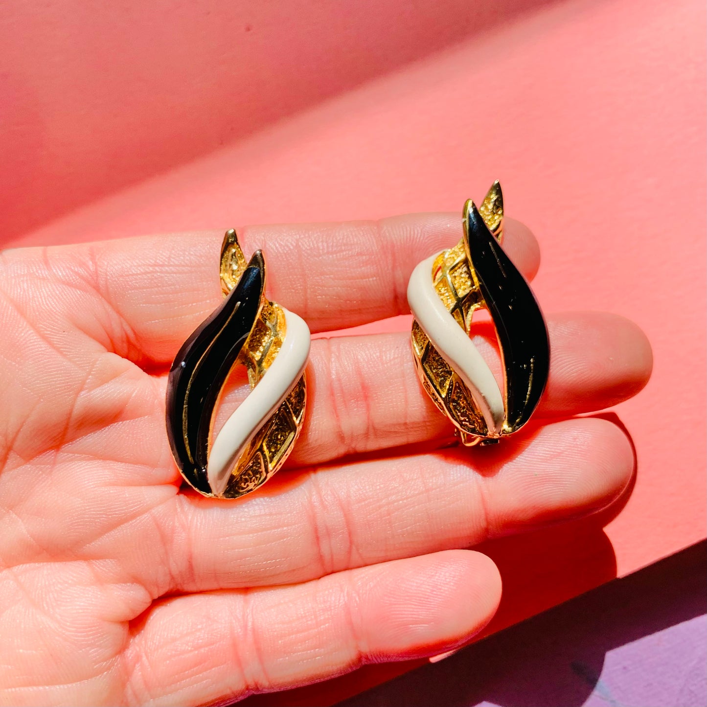 1960s BLACK WHITE ENAMEL CLIP ON EARRINGS