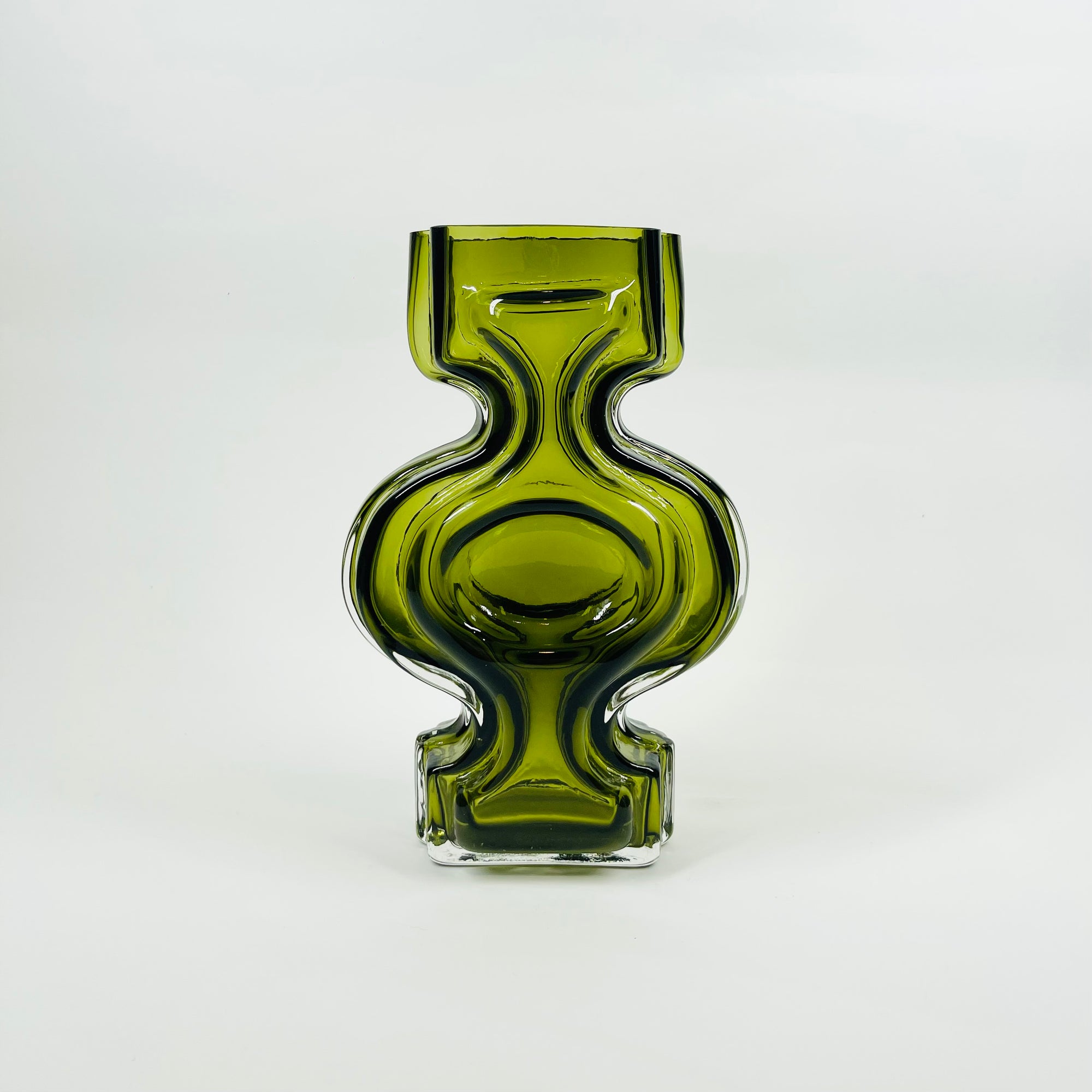 MIDCENTURY FINNISH GLASS EMMA MALJAKKO VASE BY HELENA TYNELL FOR RIIHIMAEN LASI