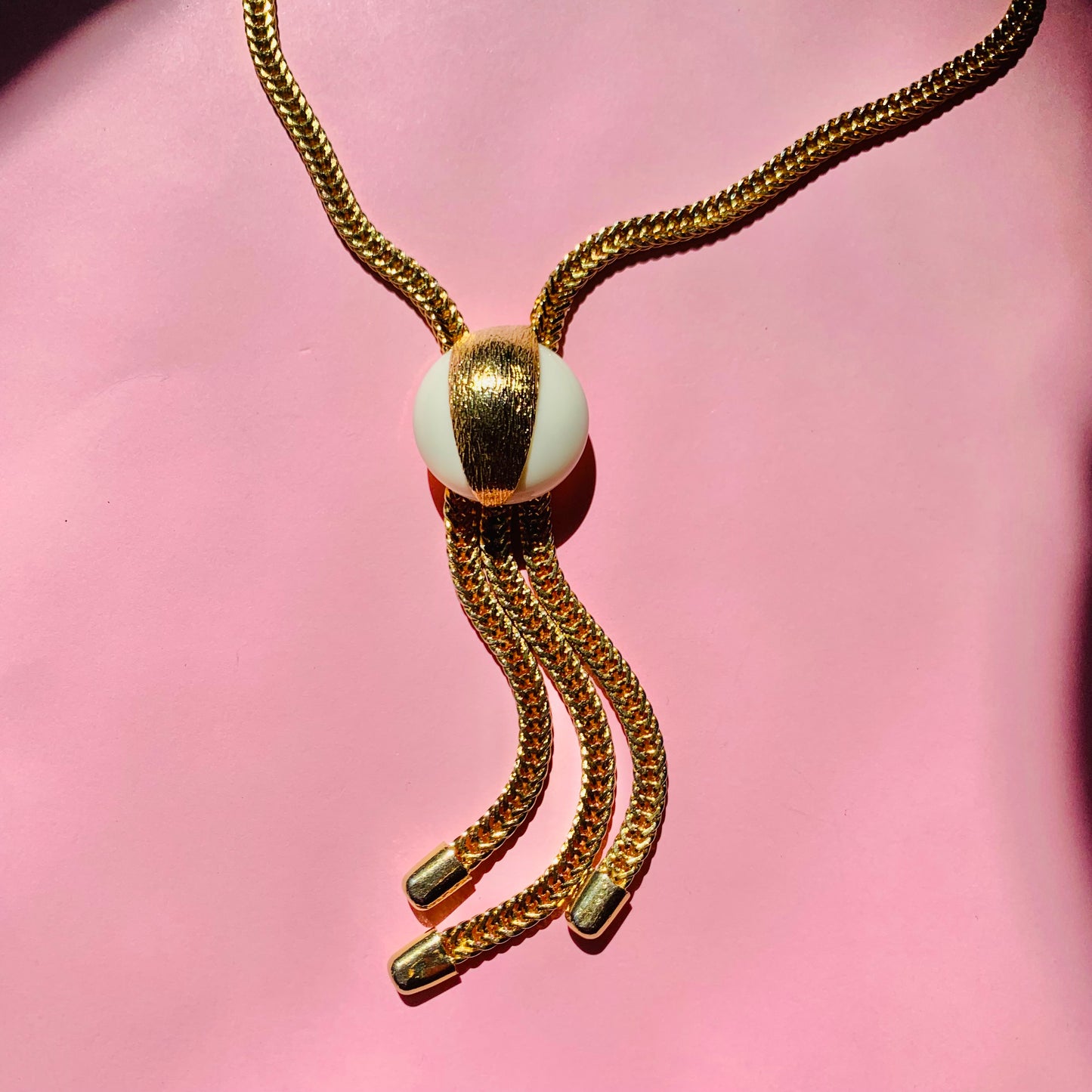 MESH DROP PENDANT NECKLACE