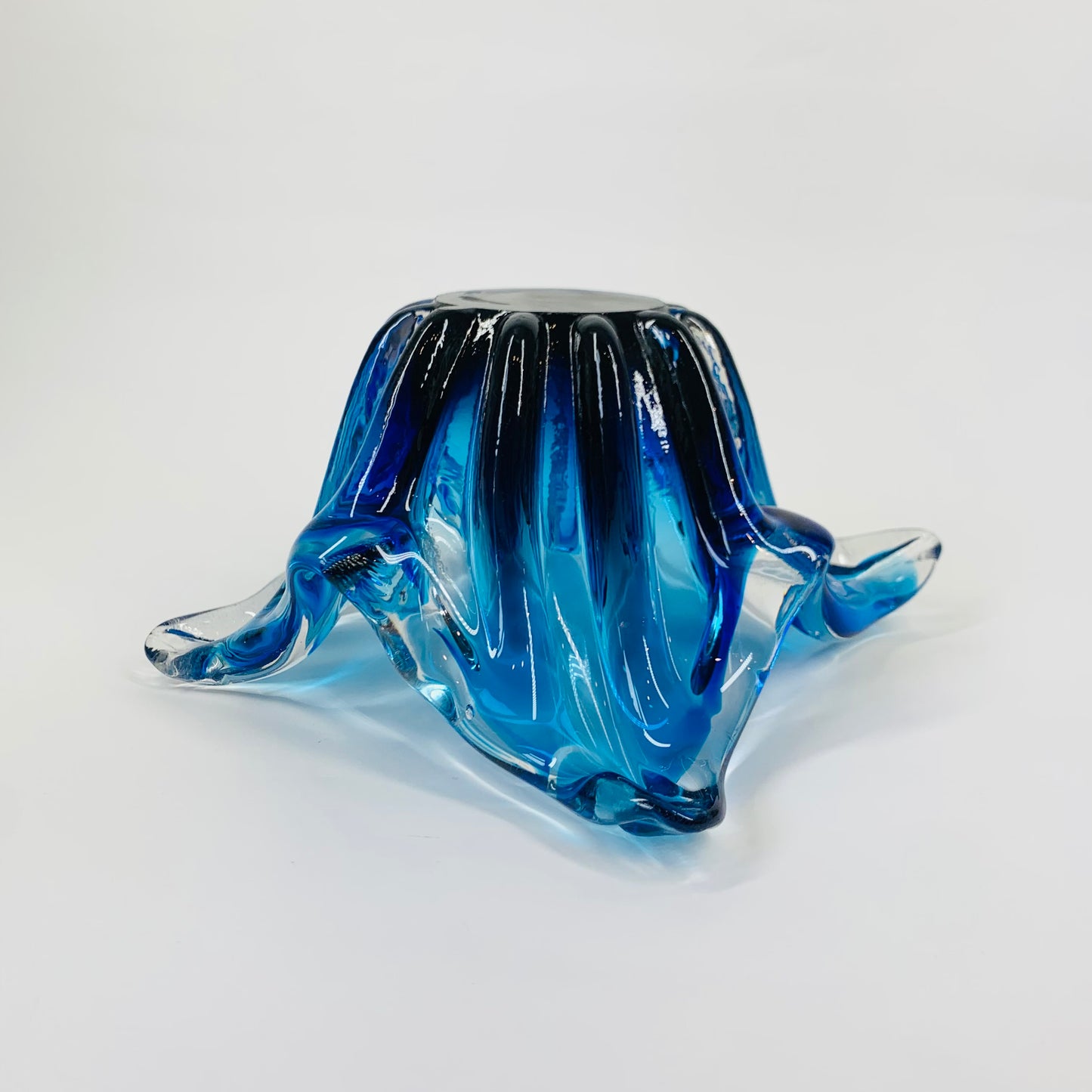 JAPANESE BLUE OMBRE PINCHED BOWL