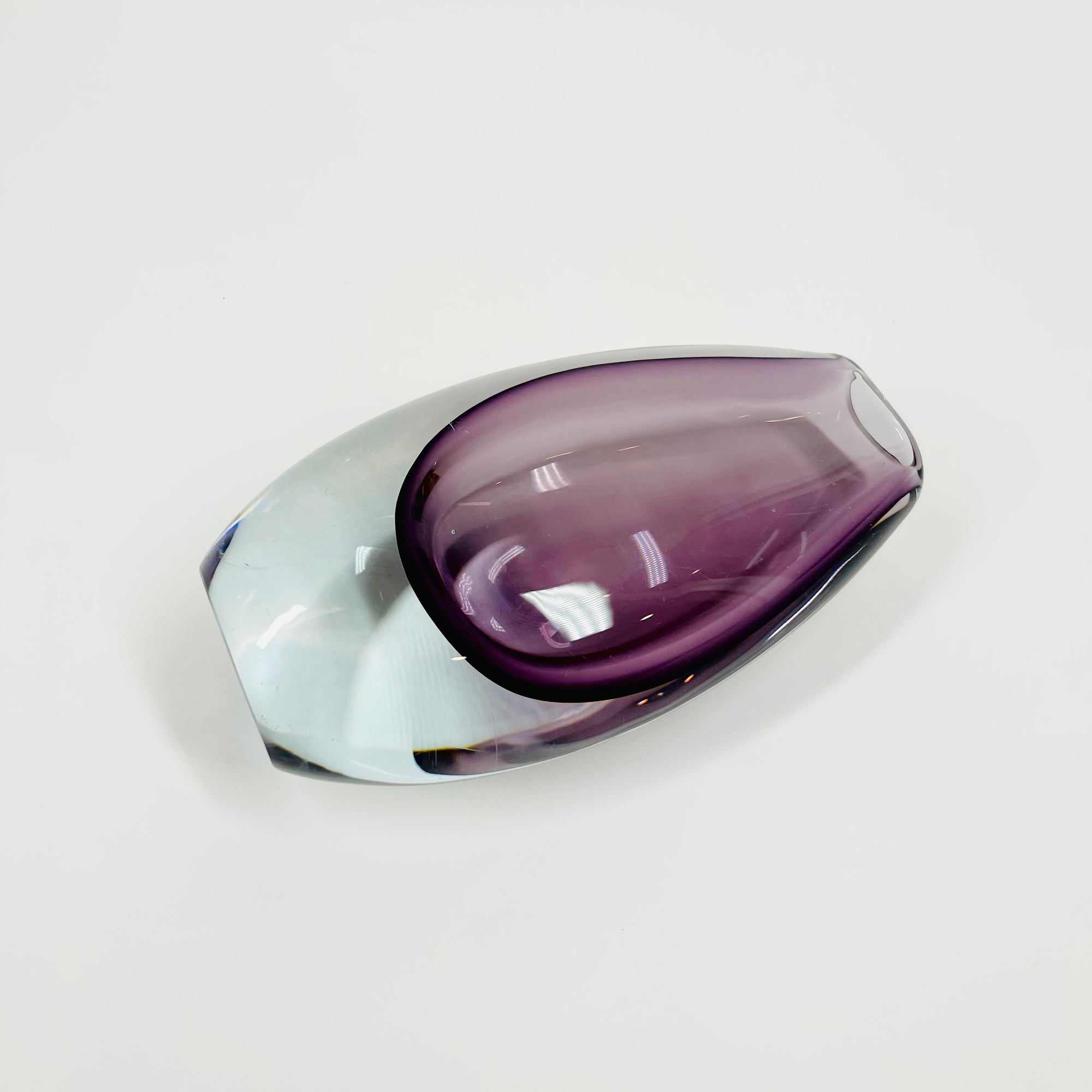 1950s PURPLE SOMMERSO GLASS POSY VASE BY GUNNAR NYLUND FOR STROMBERGSHYTTAN