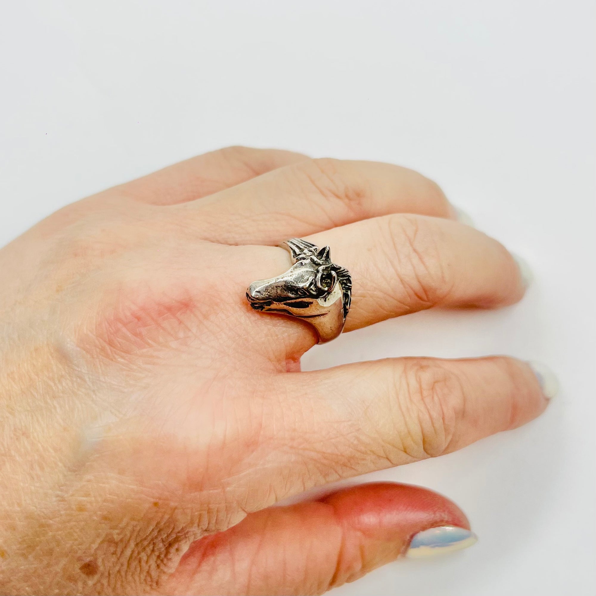 ANTIQUE SILVER HORSE HEAD RING
