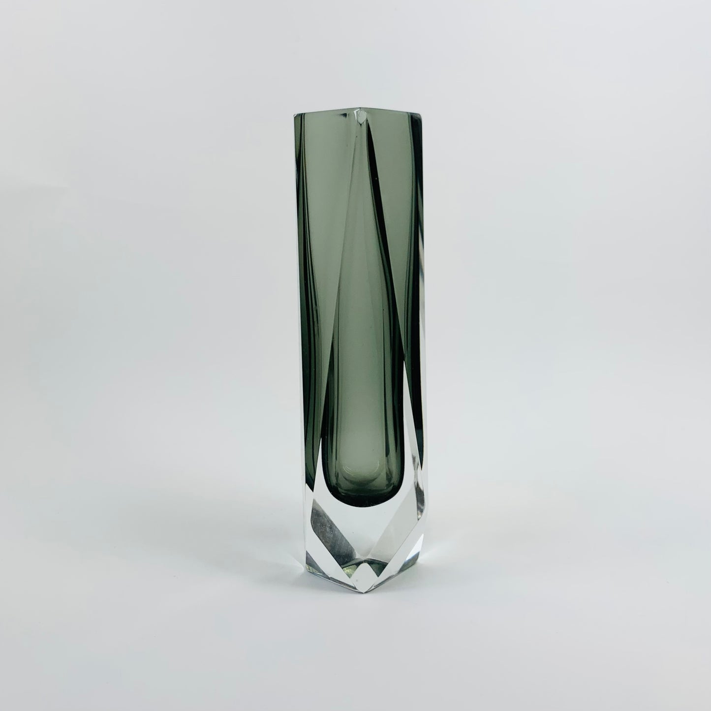 MCM GREY FACETED MANDRUZZATO VASE