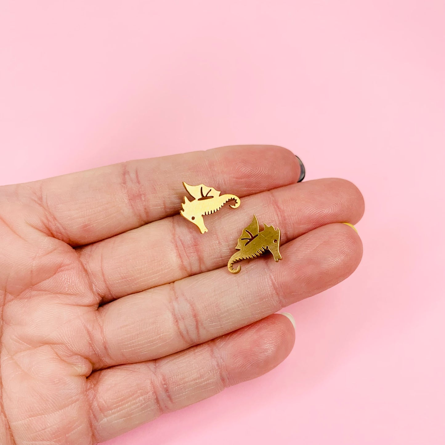 SEAHORSE STUD EARRINGS