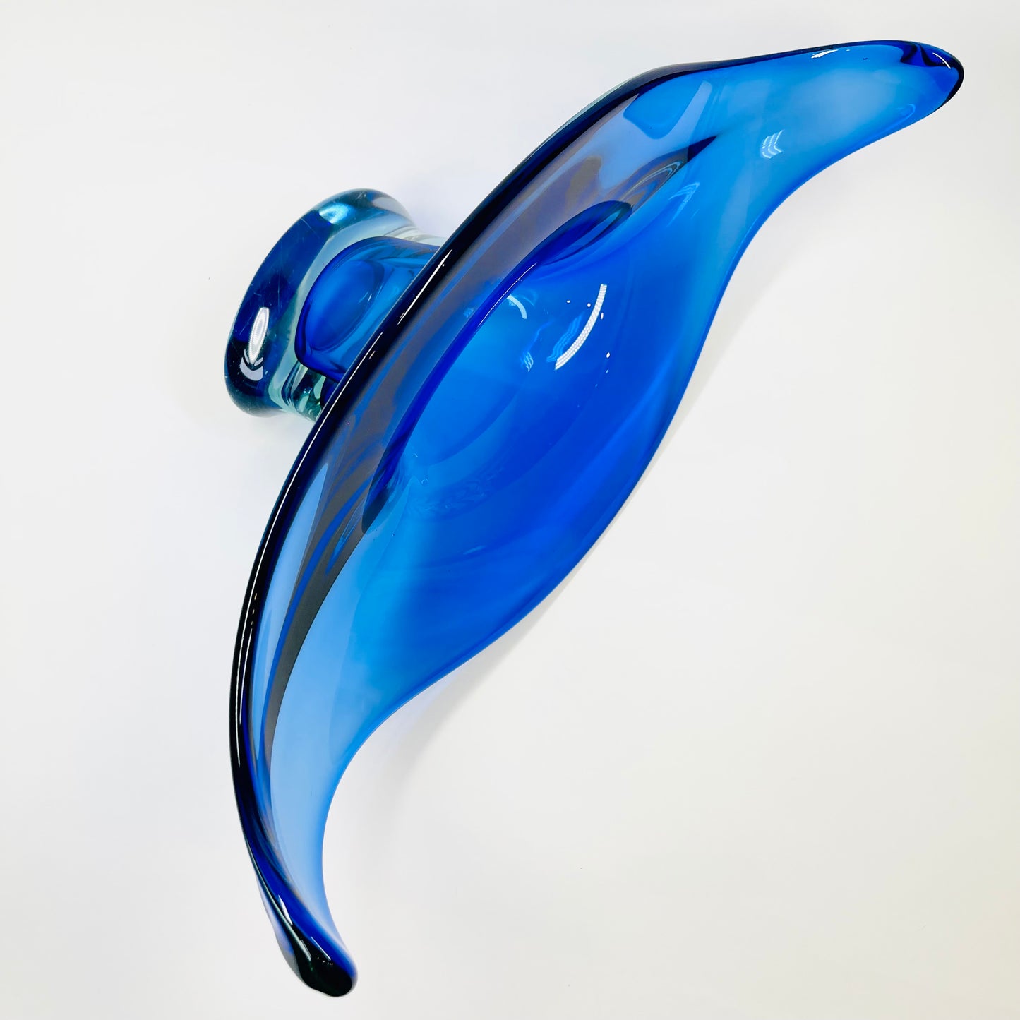 X-LARGE 1940s URANIUM MURANO BLUE SOMMERSO GLASS BOWL
