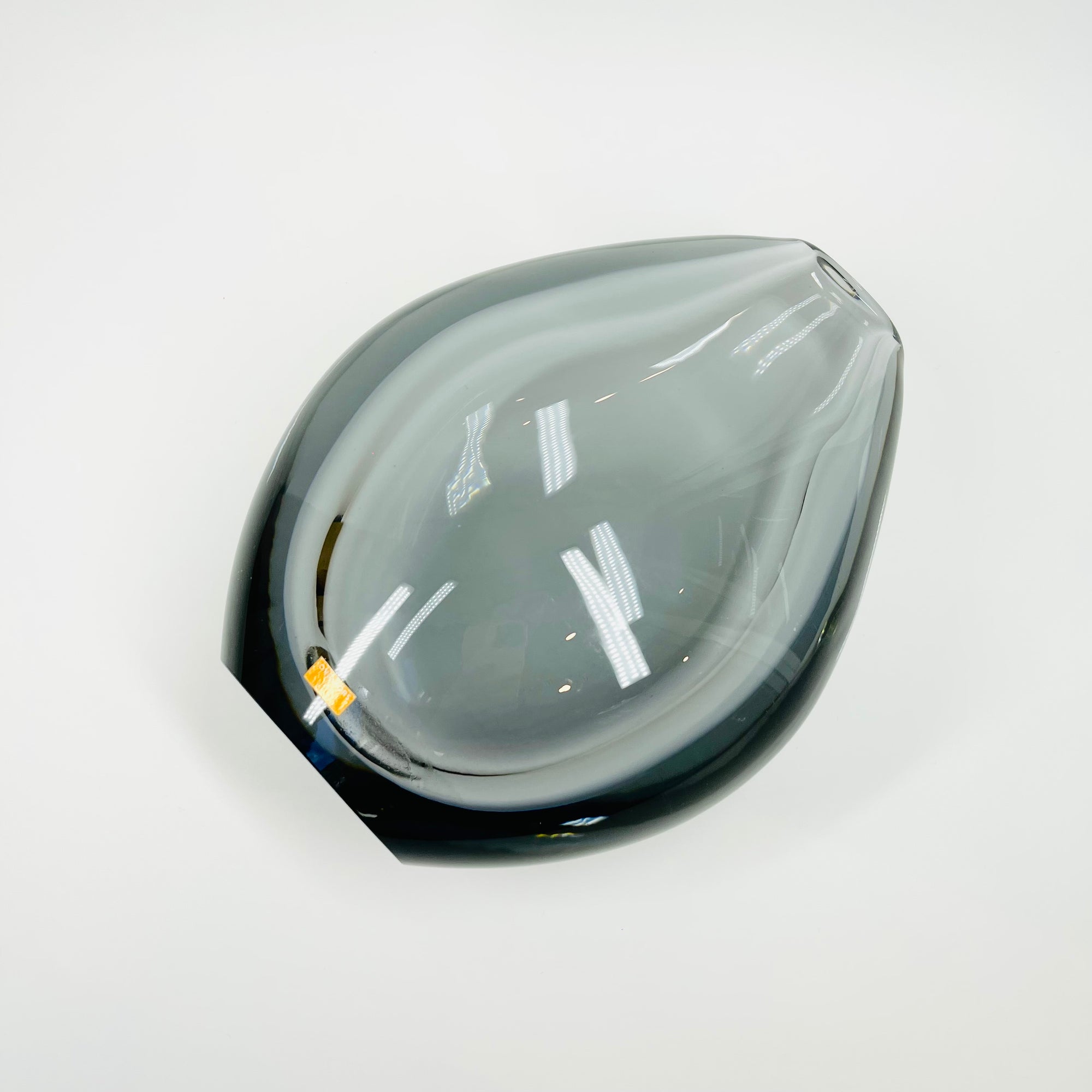 1950s GREY SOMMERSO GLASS VASE BY SVEN PALMQVIST FOR ORREFORS
