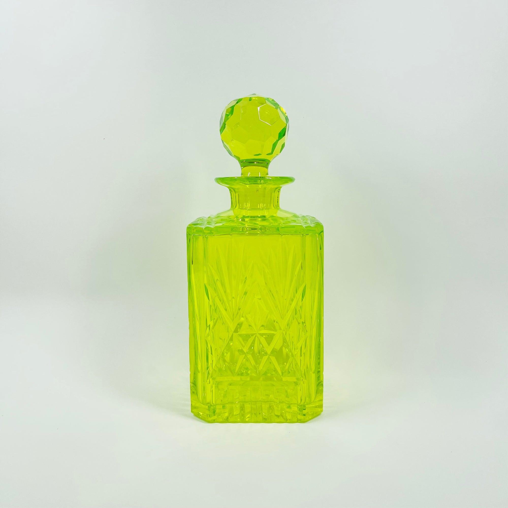 ANTIQUE URANIUM GLASS WHISKEY SET