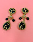 1960s COSTUME BLACK PASTES DROP CLIP ON EARRINGS