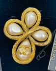 1994 CHANEL CC LOGO MARK PEARL CROSS BROOCH