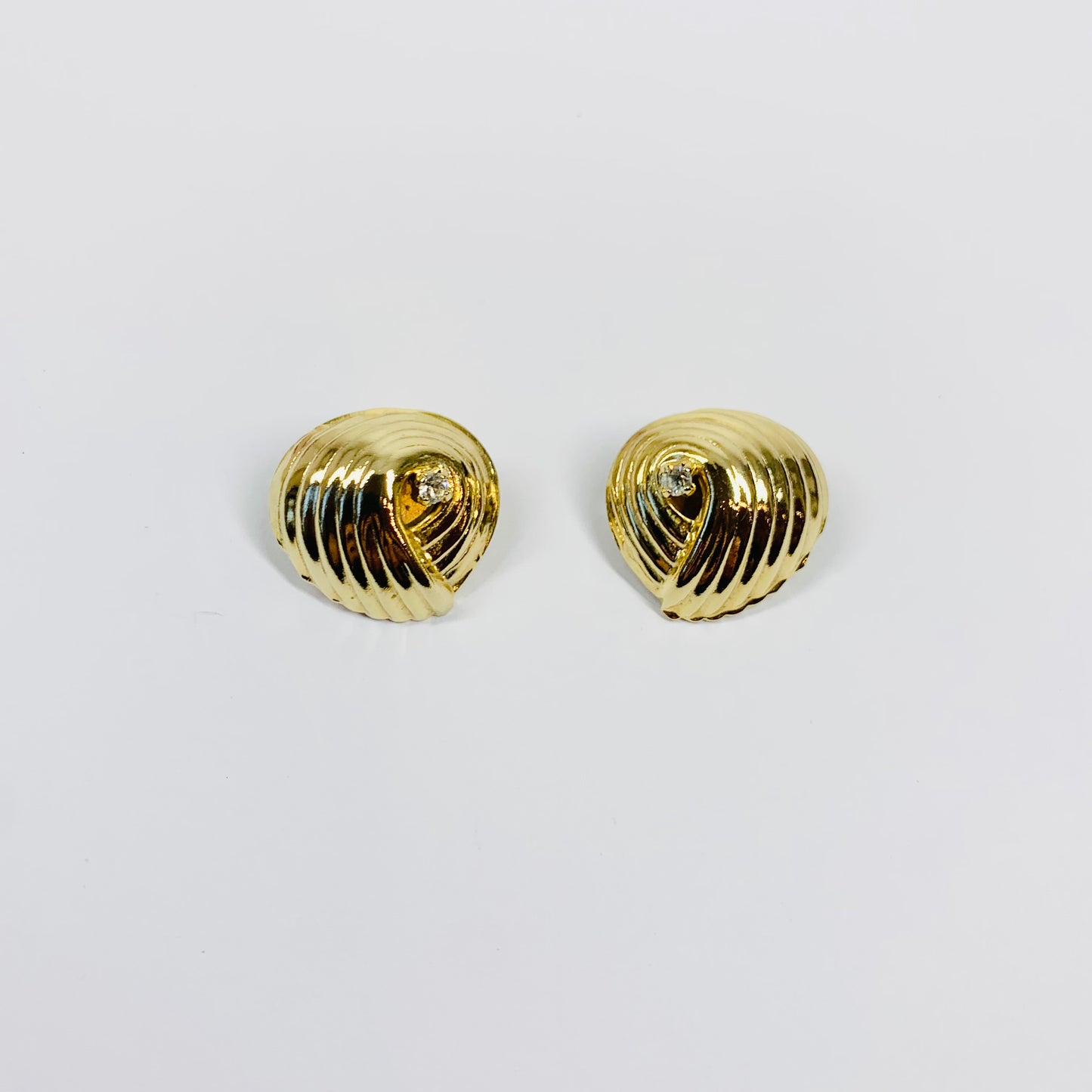 50s RIBBED HEART KNOT EARRINGS