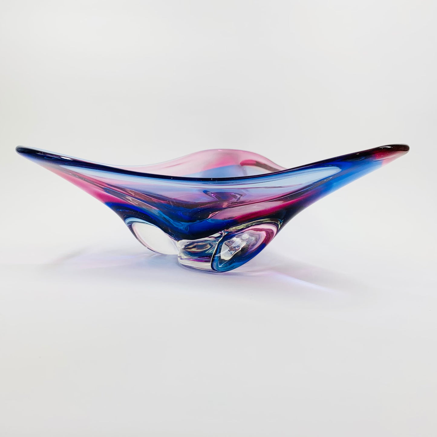 LARGE JAPANESE PINK HARLEQUIN BOWL