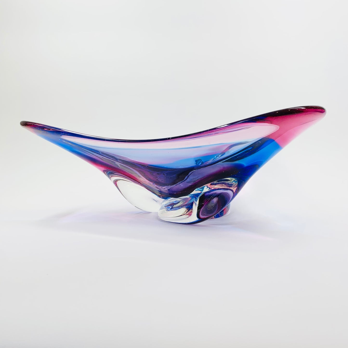 LARGE JAPANESE PINK HARLEQUIN BOWL