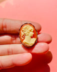 50s COSTUME CAMEO BROOCH