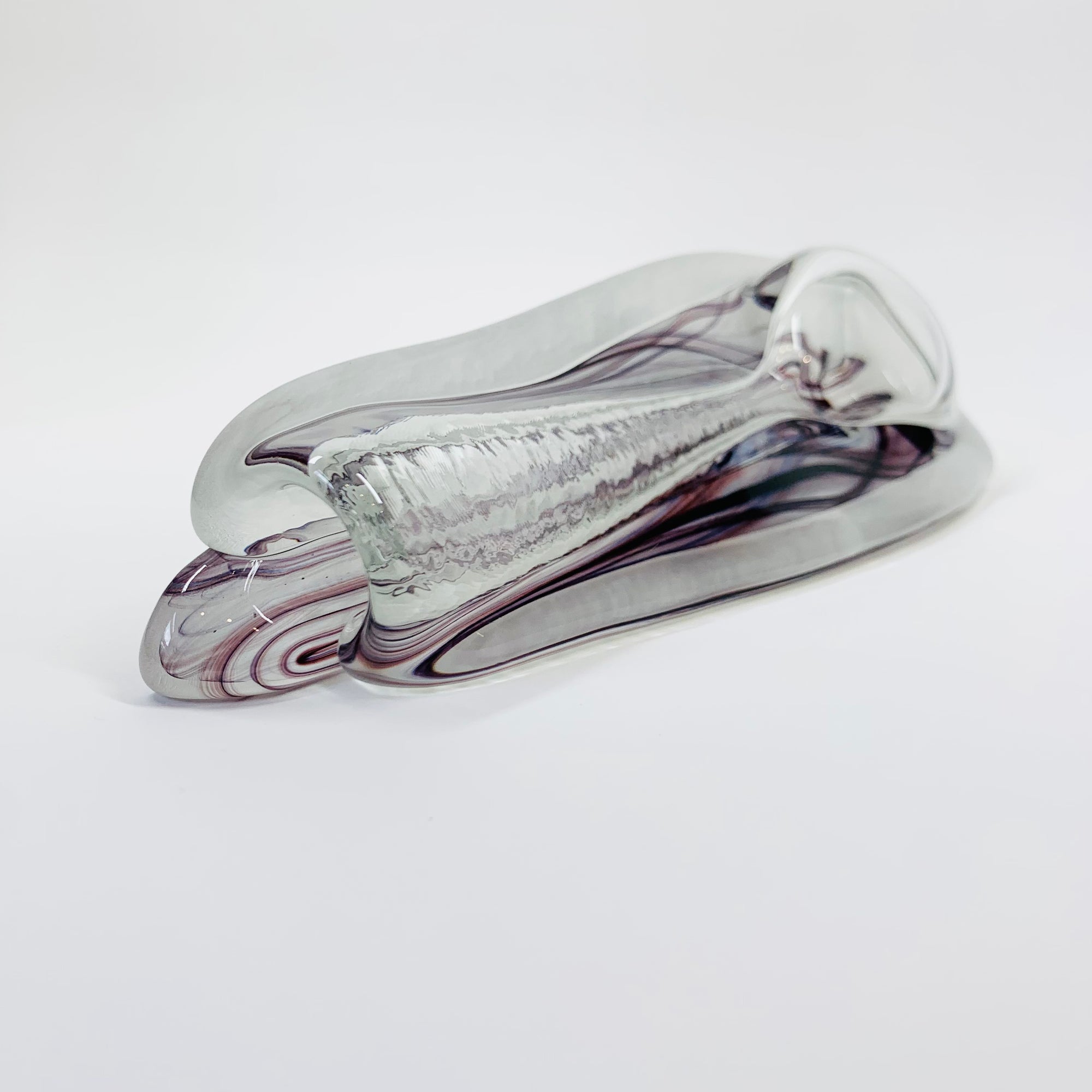 PURPLE ART GLASS BOOKEND VASES