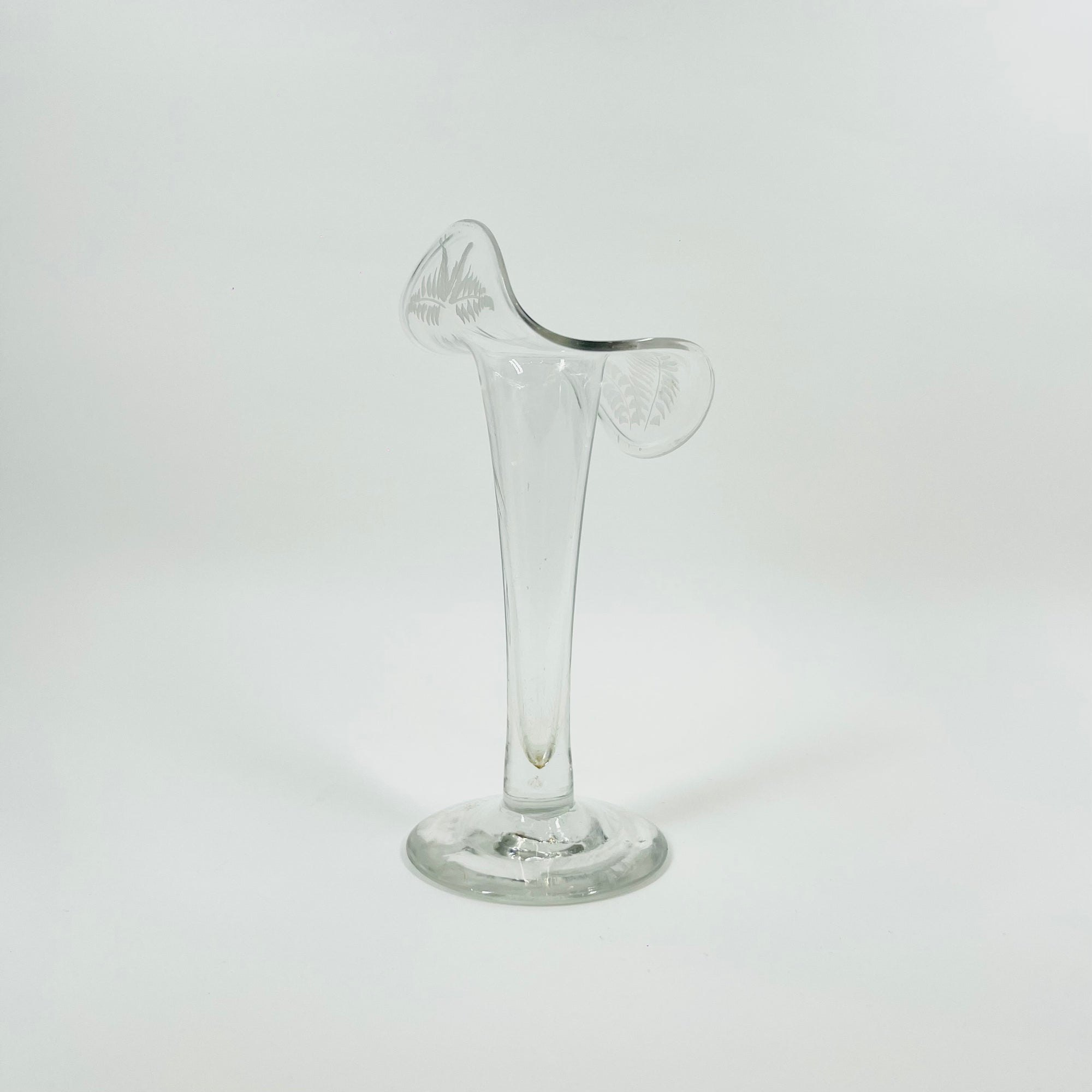 ANTIQUE VICTORIAN ETCHED GLASS JACK IN THE PULPIT VASE