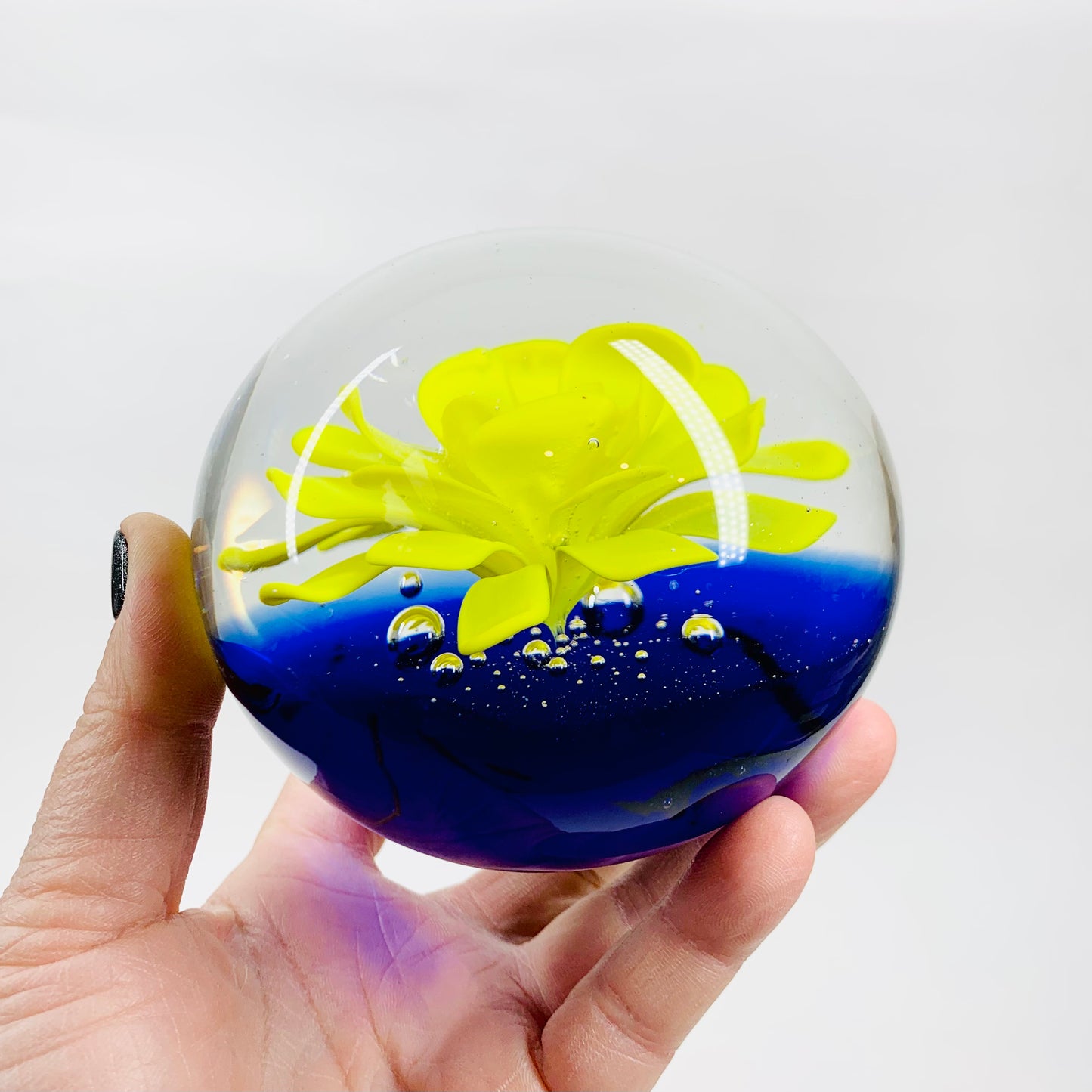 YELLOW FLOWER PAPERWEIGHT