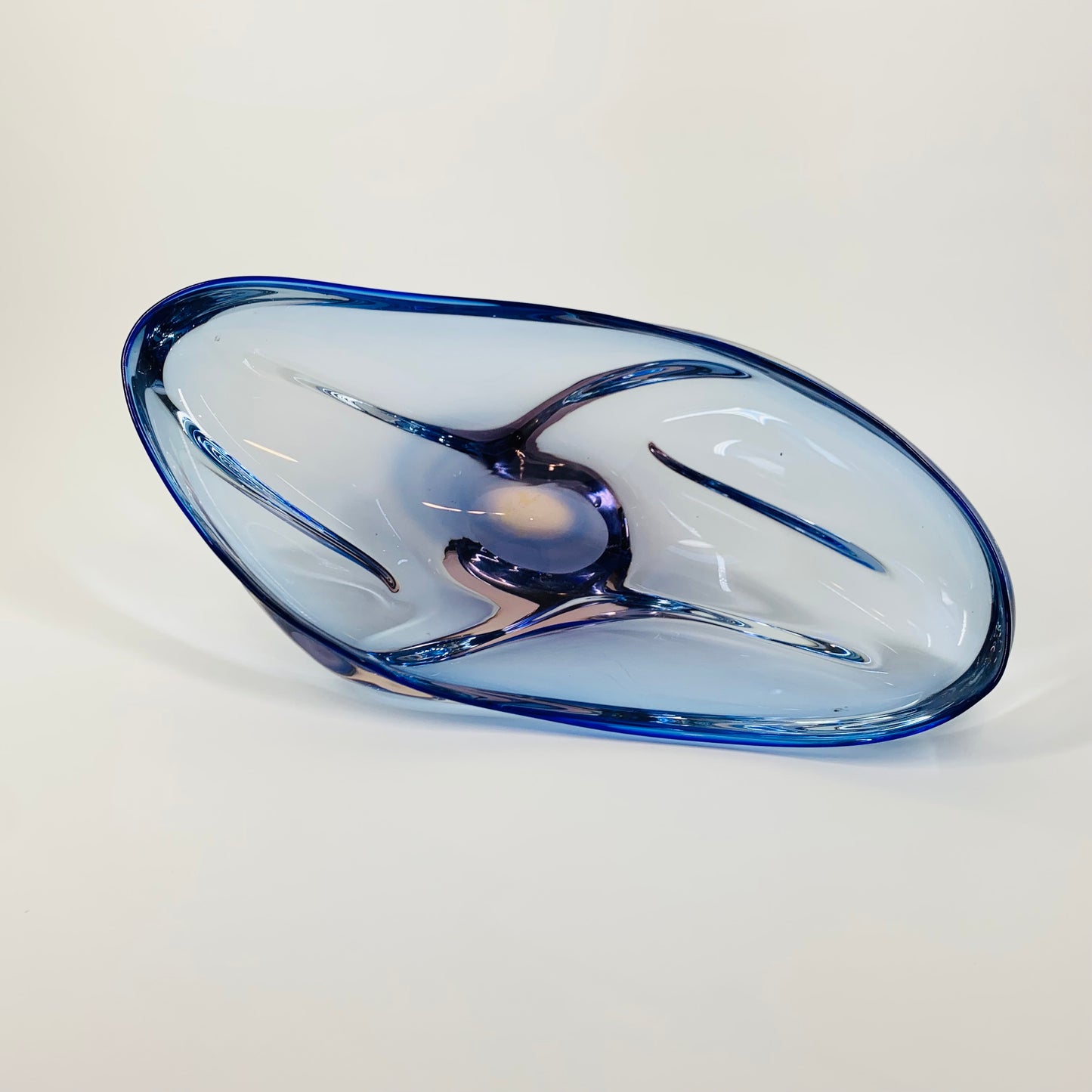 CZECH GLASS BLUE PINK BOWL