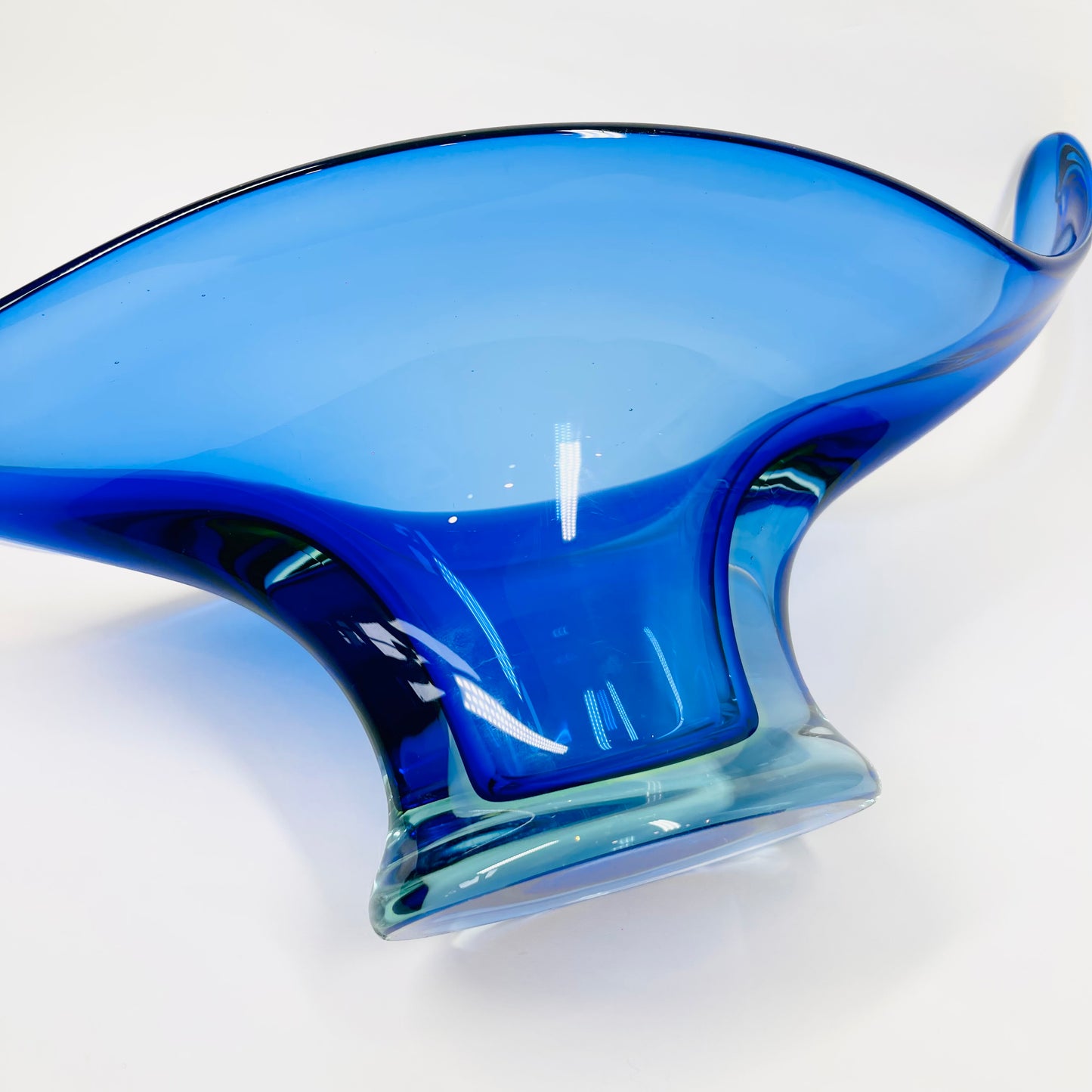 X-LARGE 1940s URANIUM MURANO BLUE SOMMERSO GLASS BOWL
